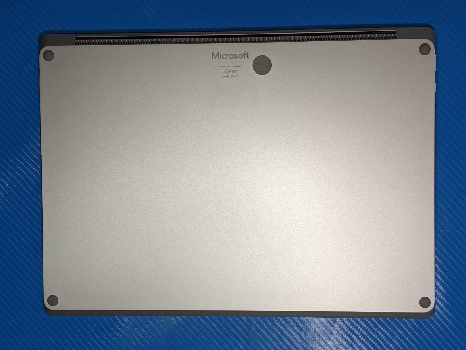 MS Surface Laptop 4 1950:1951 13.5″ 2256×1504 TOUCH i5-11th 2.6GHz 8GB 256GB +PA
