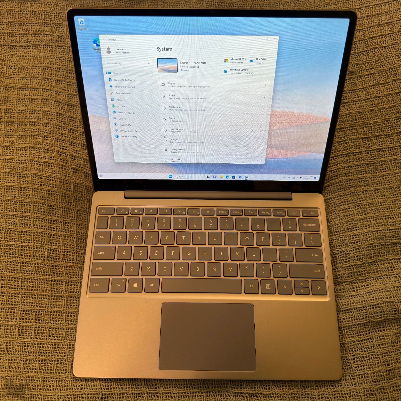 Microsoft Surface 1943 i5-1035G1 @ 1.0GHz 8GB RAM 128GB NVMe W11H WAC *READ