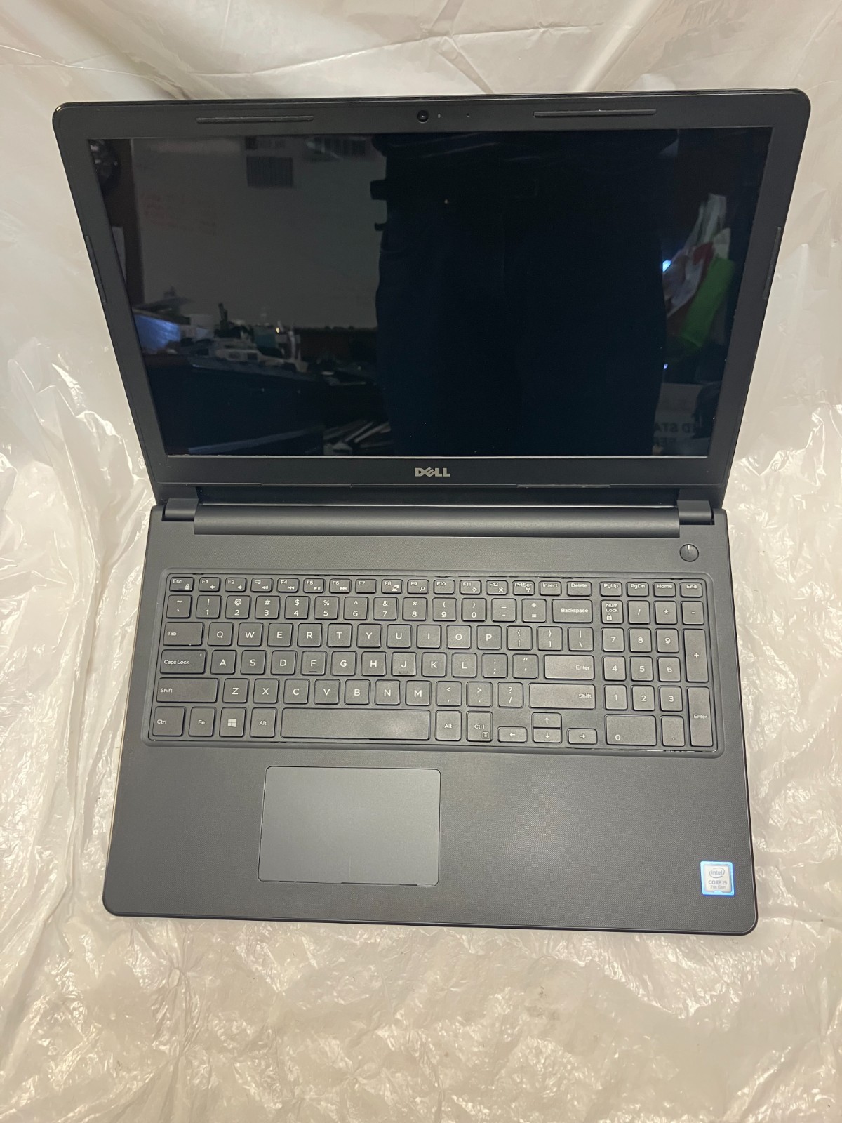 Dell Inspiron 15-3567 Intel Core i5 7th gen No HD 8gb RAM FOR PARTS