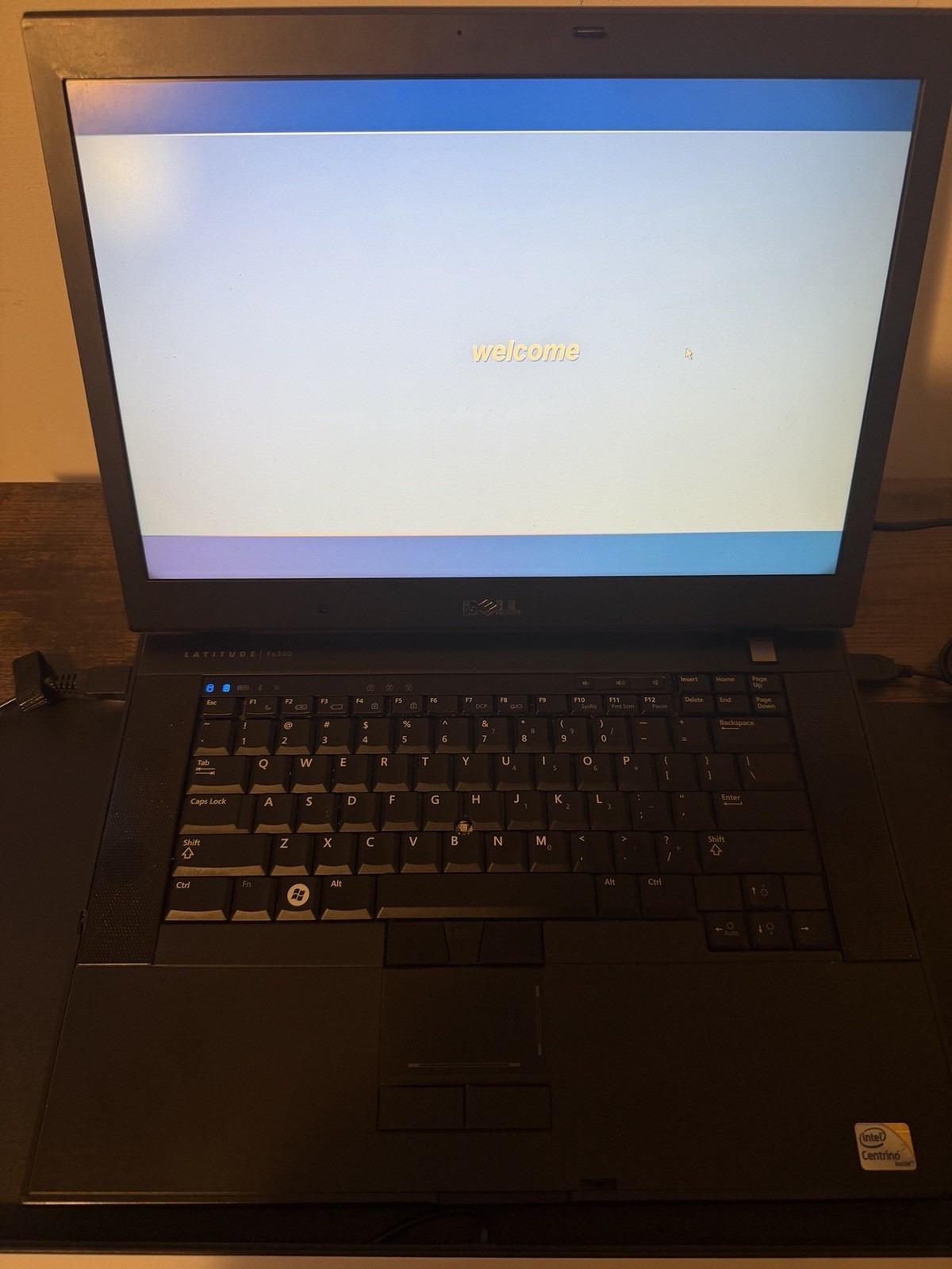 Dell Latitude E6500 laptop Core 2 Duo P9400 @ 2.53GHz 4GB RAM Win XP