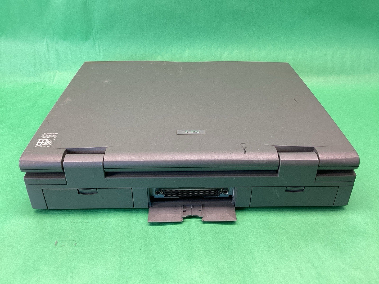NEC Versa 6230 Vintage Windows 95 Laptop – NO HARD DRIVE – UNTESTED