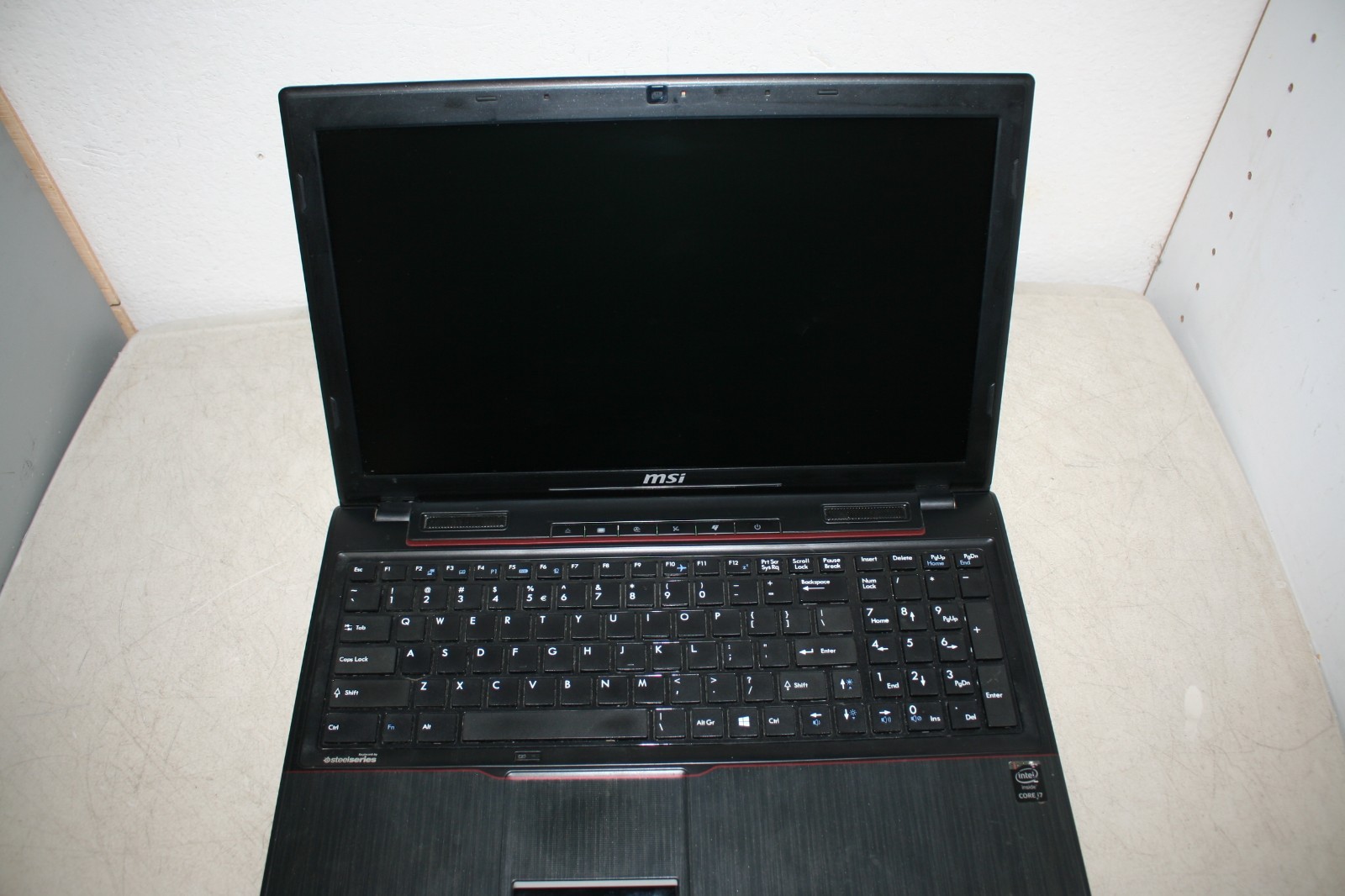 MSI MS-16GH Gaming Laptop i7-4710HQ 2.5GHz. 8GB Ram 512GB SSD HDD Win 8 AS IS