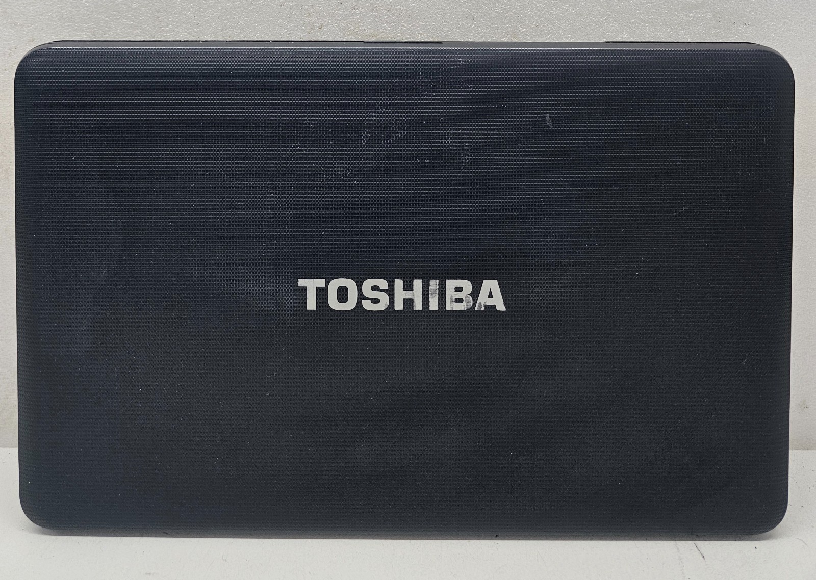 Toshiba Satellite C855D-S5104 15.6″ Laptop AMD E-300 4GB Ram 500GB NO OS (FL)