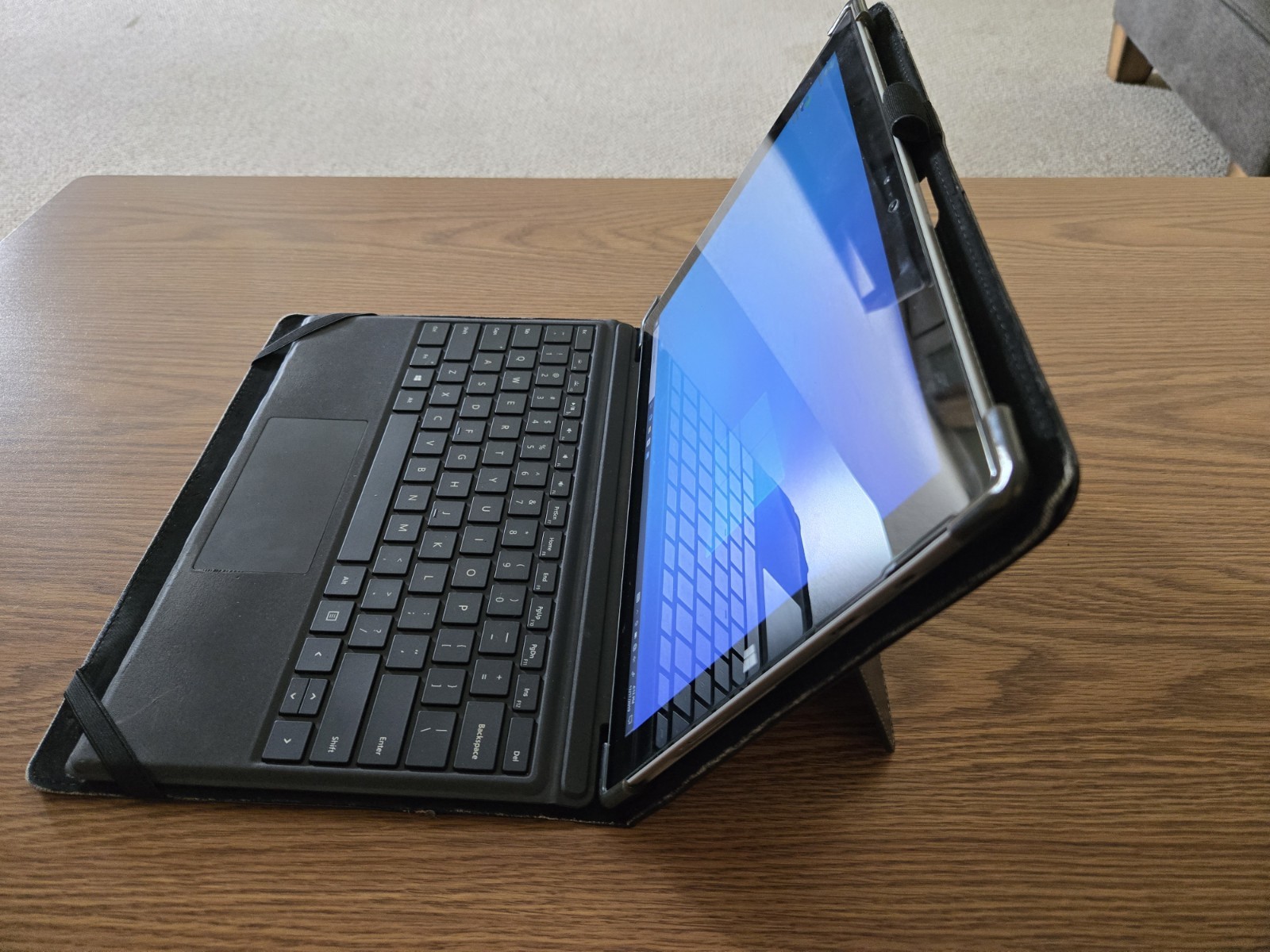 Microsoft Surface Pro 3 i5-4300U @ 1.90 GHz 8GB RAM 256GB SSD WIN 10 PRO