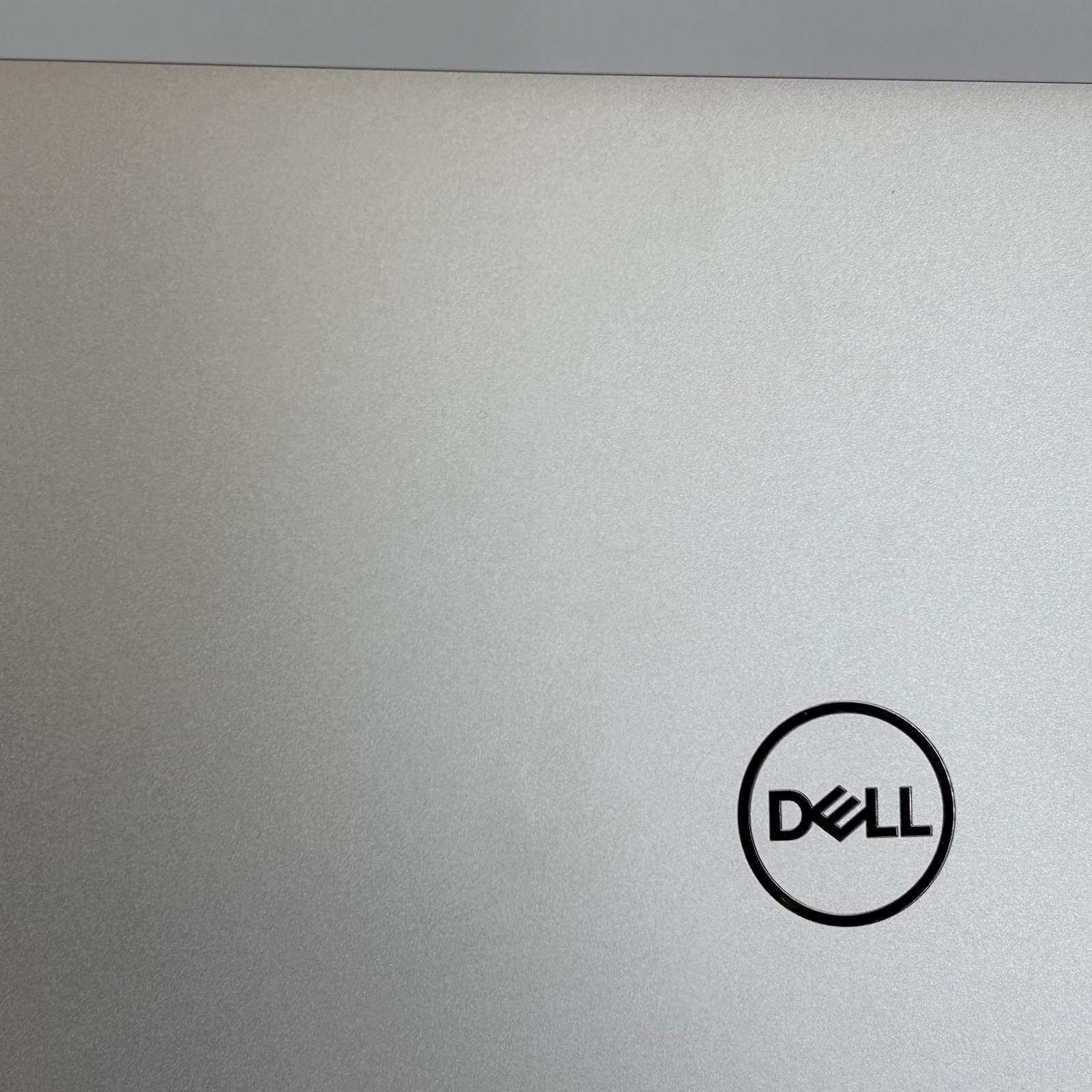 Dell XPS 13 9380 Gray 4K TOUCH i7-8565U 1.80GHz 16GB RAM 2TB SSD Very Good