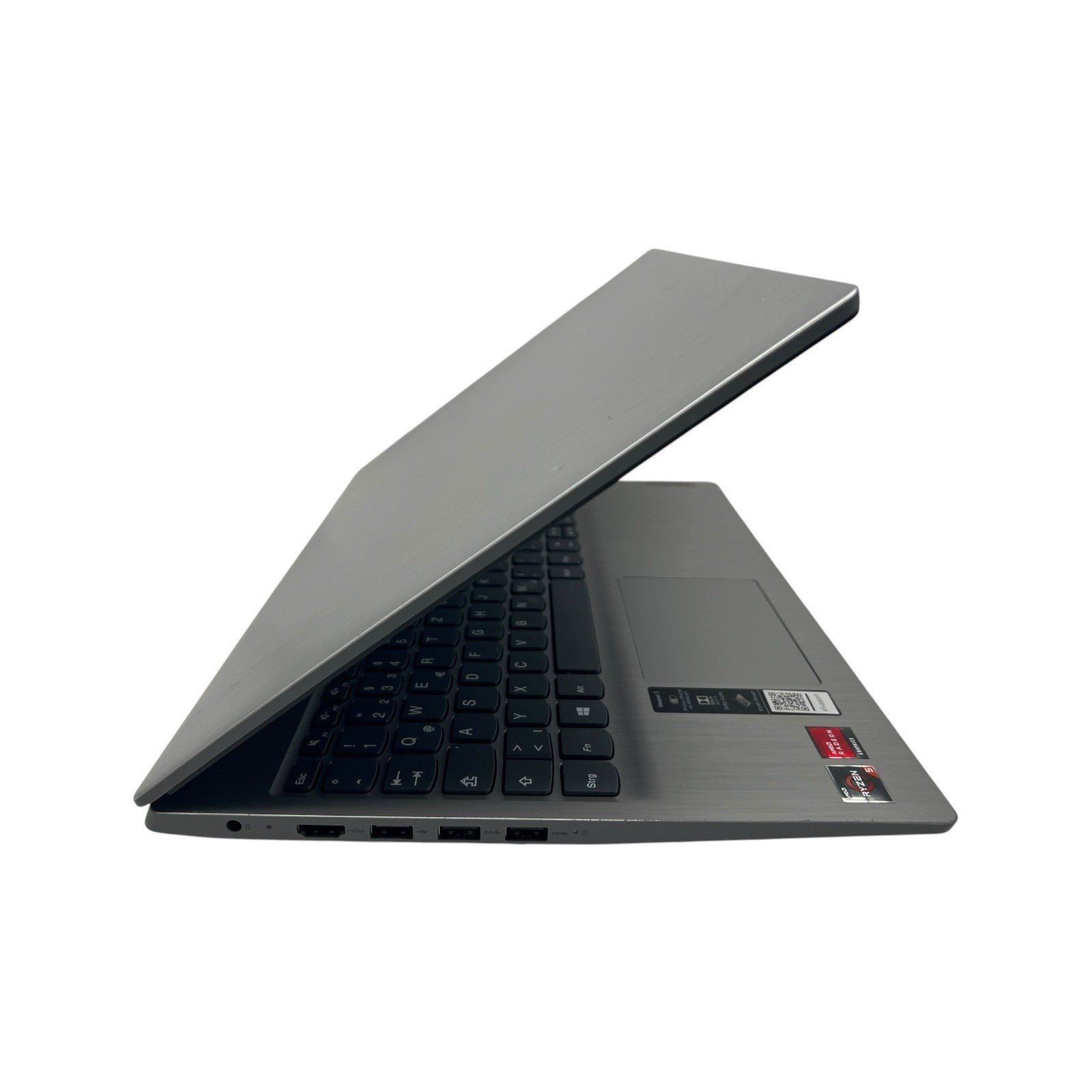 Lenovo IdeaPad 3 15ADA05 | AMD Ryzen 5 3500U | 12GB RAM | 256GB M.2 SSD |…