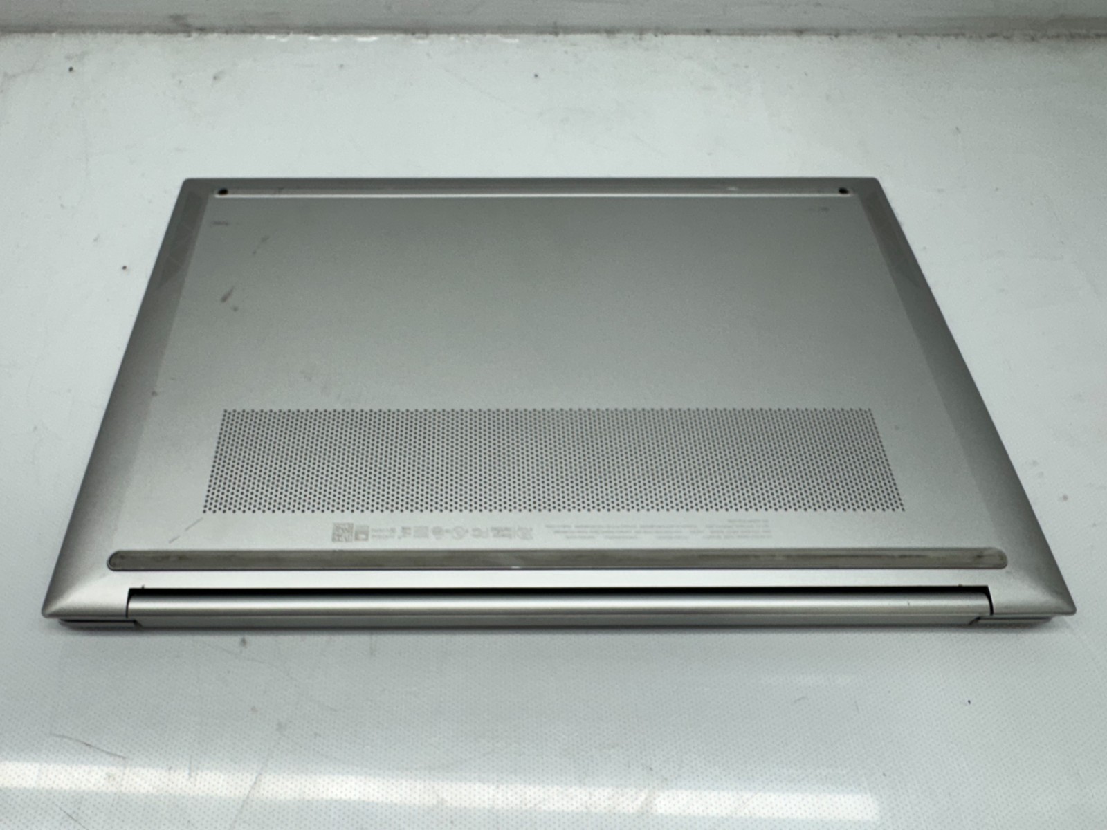 HP Pavilion 15-eg3000 i5-1335U@1.3GHz 16G 256 SSD Windows 11 W/AC