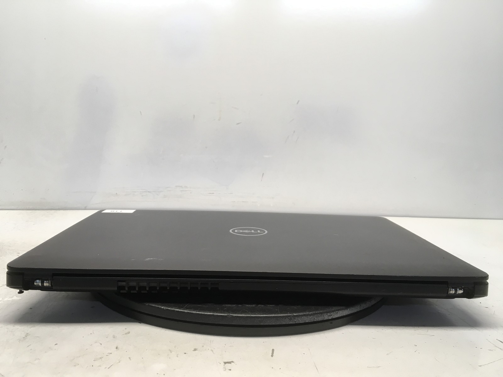 Dell Latitude 3580 Intel i3-6006U 2GHz 4 GB NO HDD No Batt