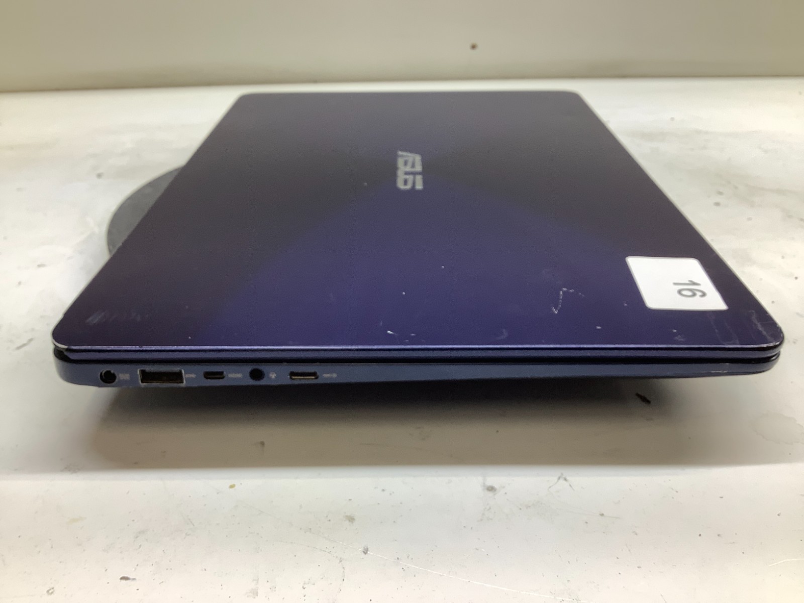 Asus Zenbook UX430U Intel Core i7-7500u 2.7GHz 8GB NO HDD