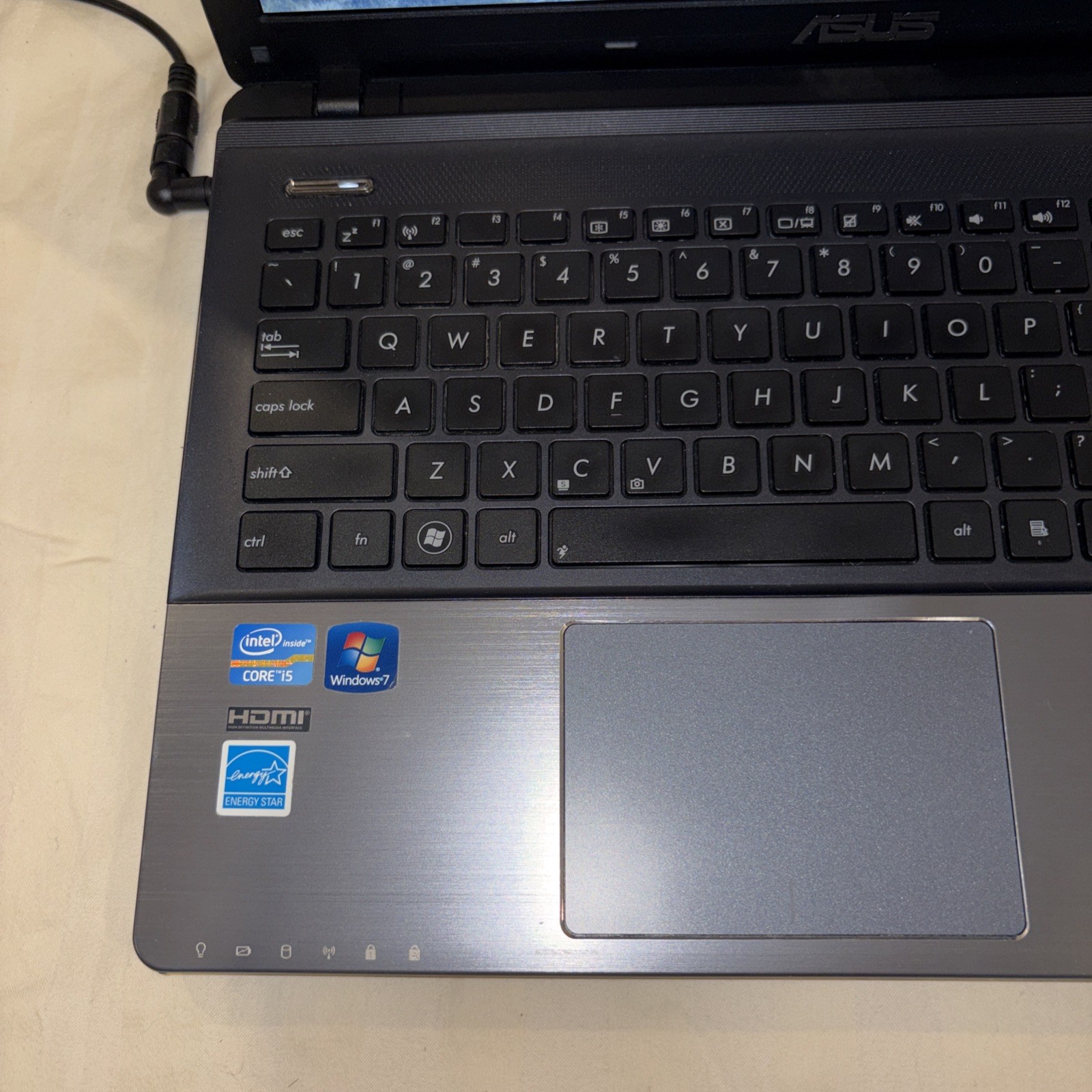 Asus U57A Laptop Intel Core i5 2450M 2.5GHz 6GB RAM 750GB HDD Win 10 Home