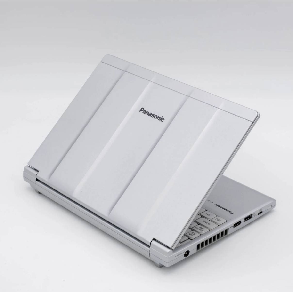 Panasonic Let’s Note CF-SV8 SV8 Corei5-8250U 1.60GHz 8GB SSD 256GB USED Japan