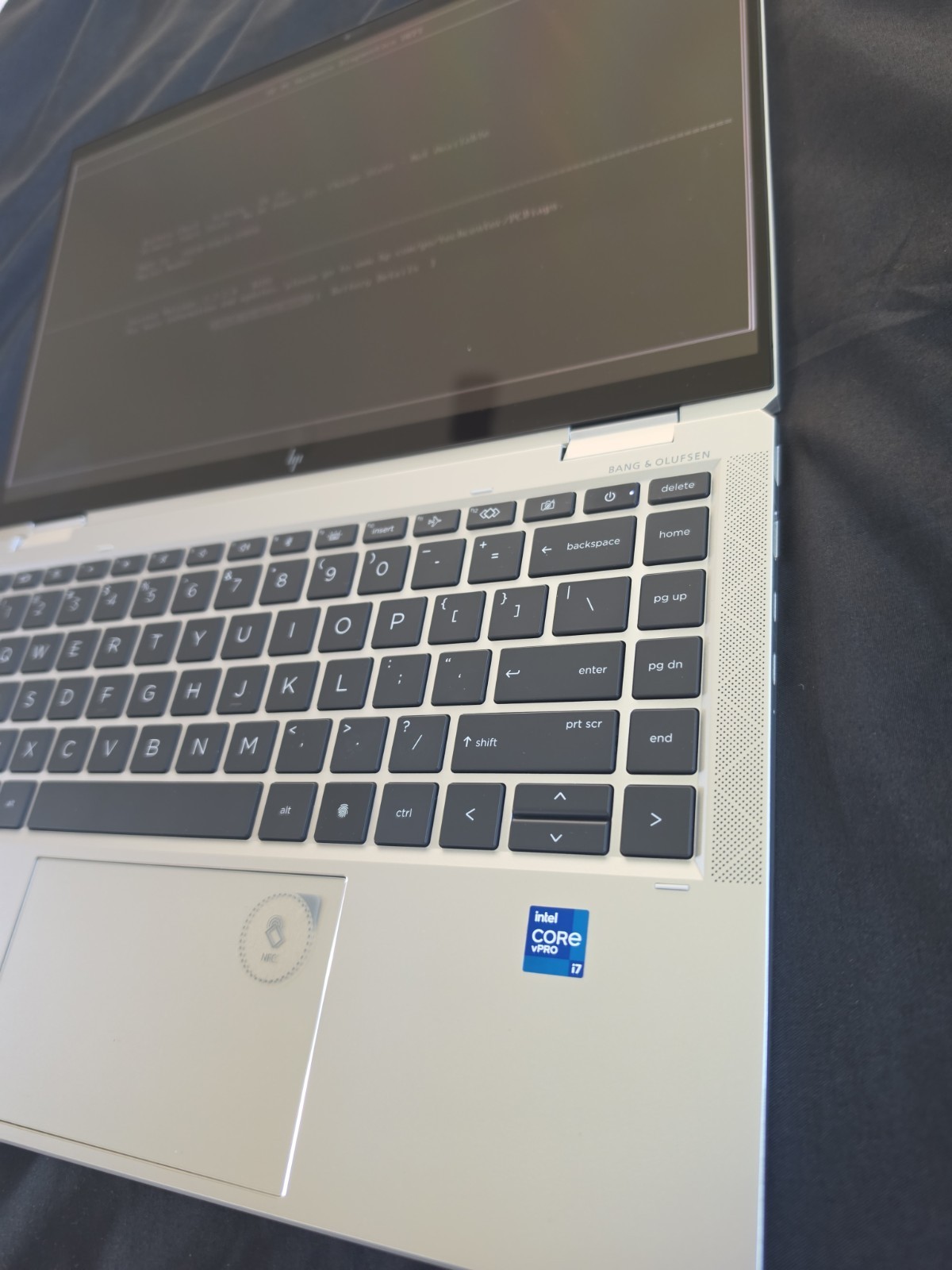 HP EliteBook x360 1040 G8 14 in Touch 32GB RAM 2TB SSD Core I7-1185G7 WIN11P