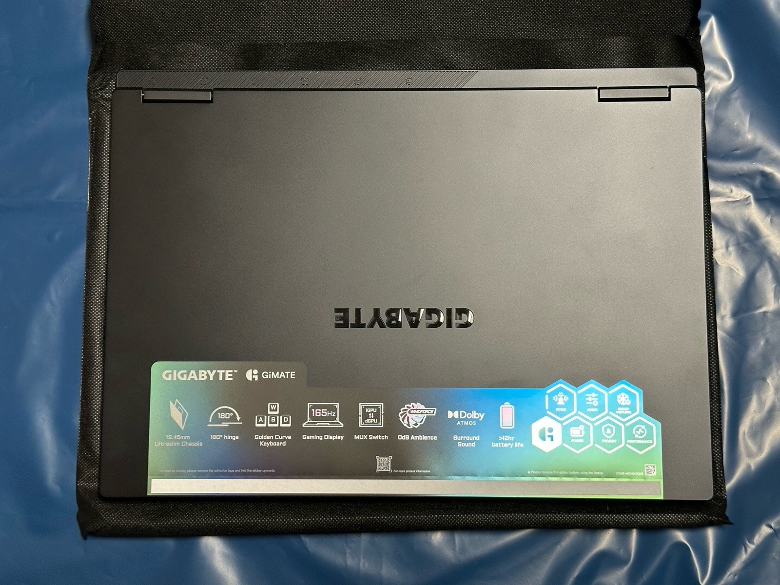 Gigabyte Notebook GAMING A16 GA6H (CVH) Laptope RAM 16GB SSD 1TB RTX5060 HDMI