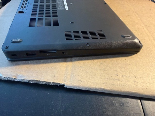 Dell Latitude E5470 i5-6300U 256GB SSD 8GB RAM (No Charger Included)