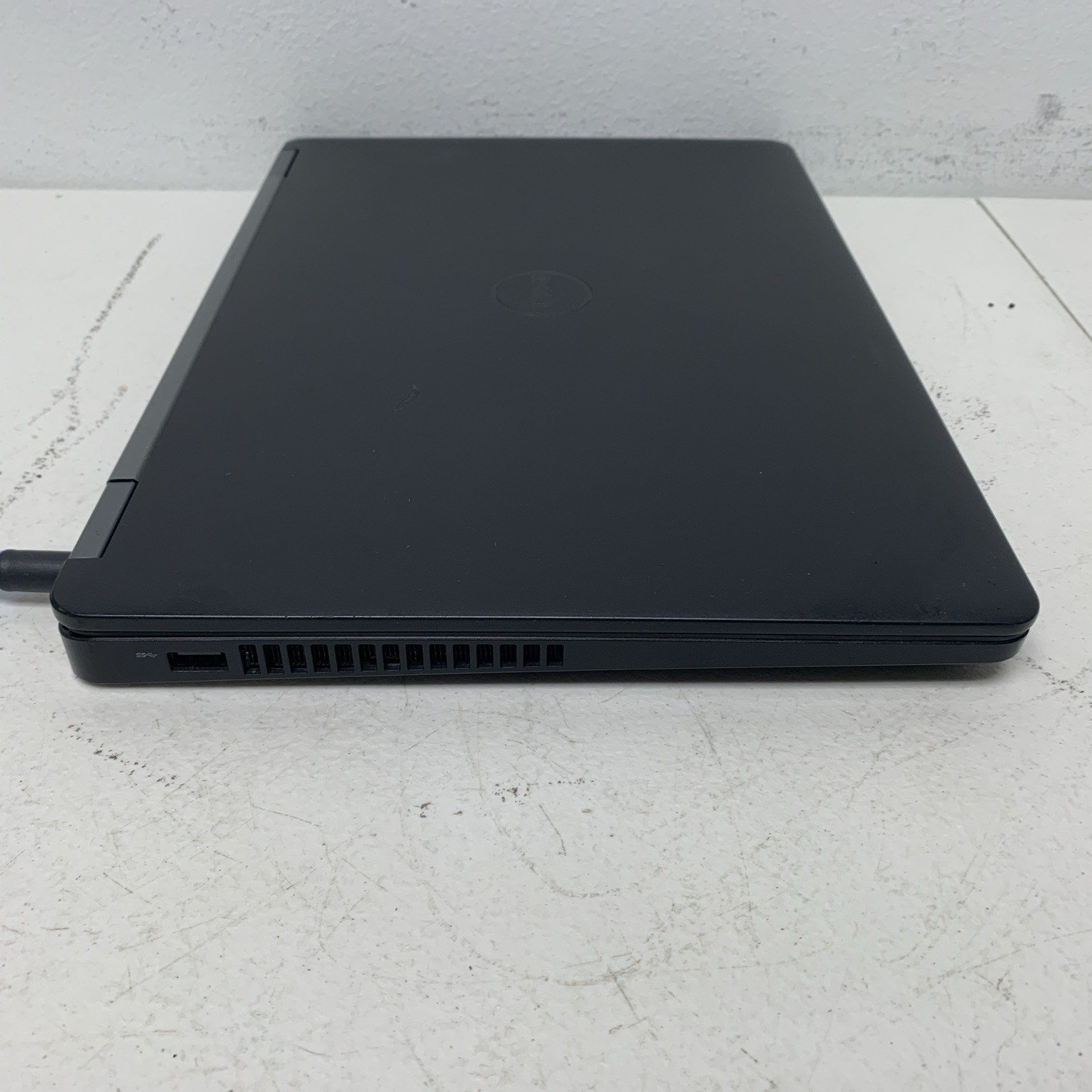 Dell Latitude E5470 14″ i5-6200U 2.30Gz 4GB Ram 256GB SSD Win11