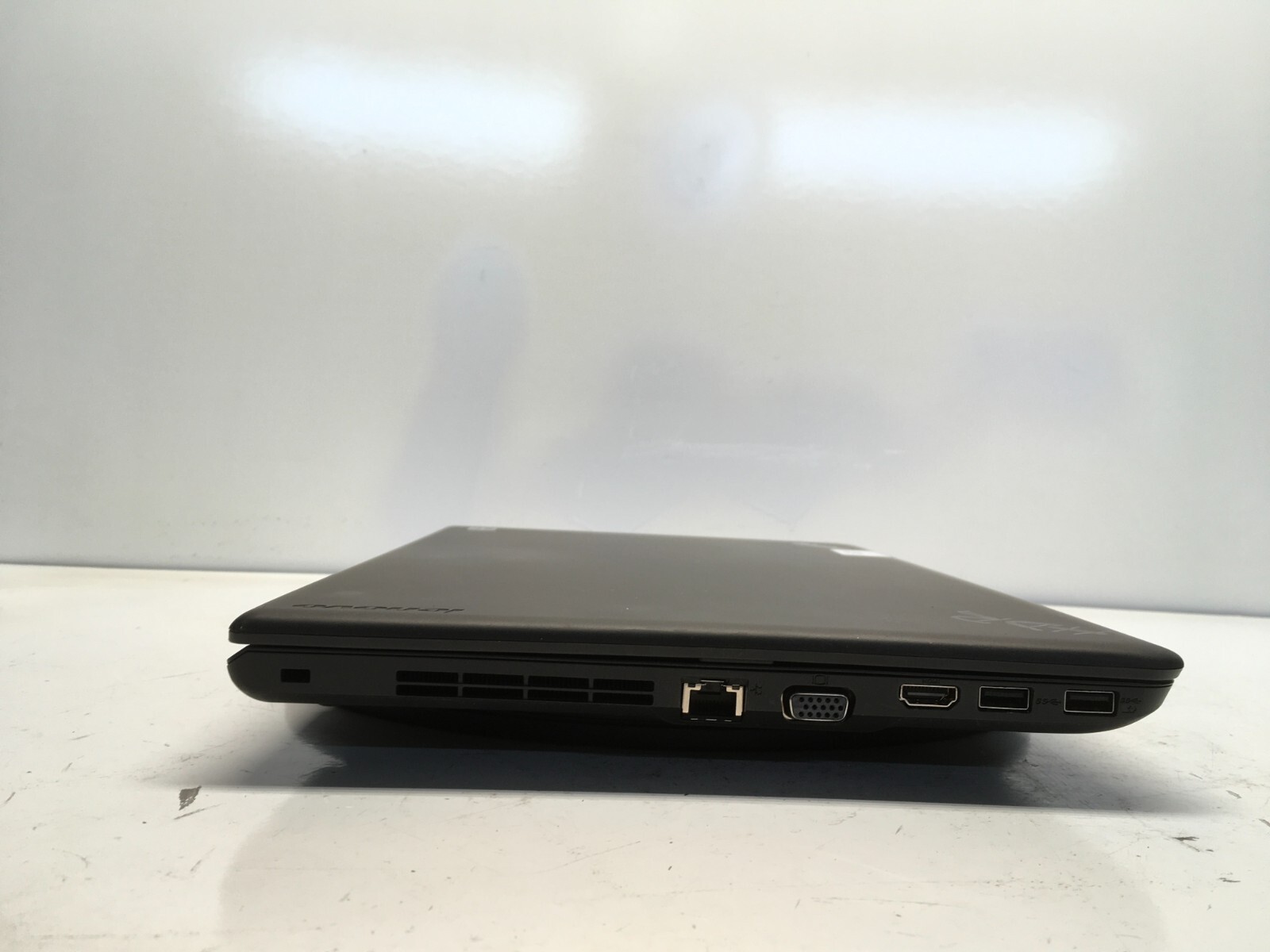 Lenovo Thinkpad E550 Intel i3-4005U 1.7GHz 4 GB NO HDD