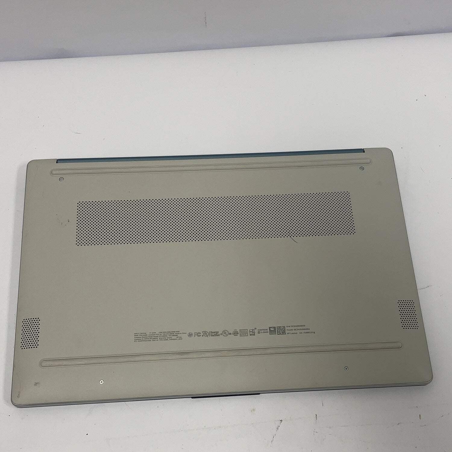HP Laptop 15-FD0015TG 15.6″ N200 1.0GHz 8GB RAM 256GB SSD SSD