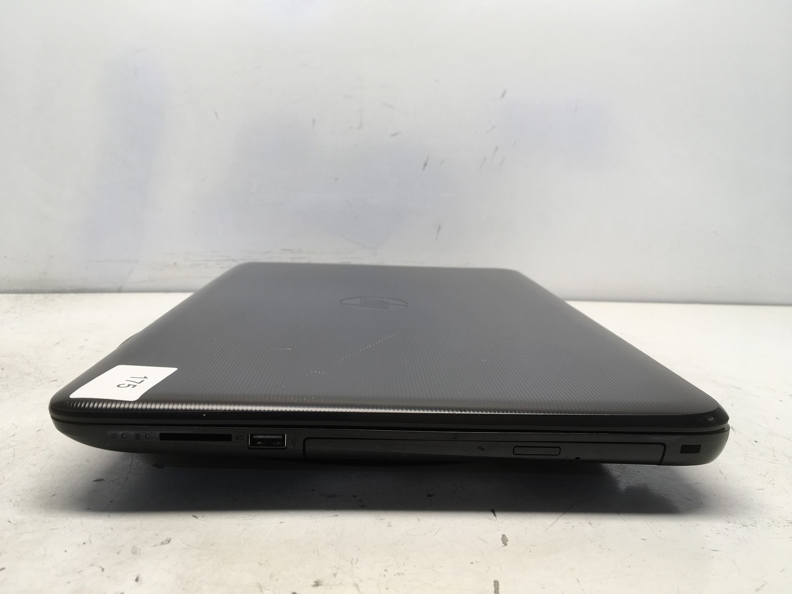 HP 15-BA009DX AMD Quad-Core A6-7310 APU 2GHz No RAM NO HDD No Batt