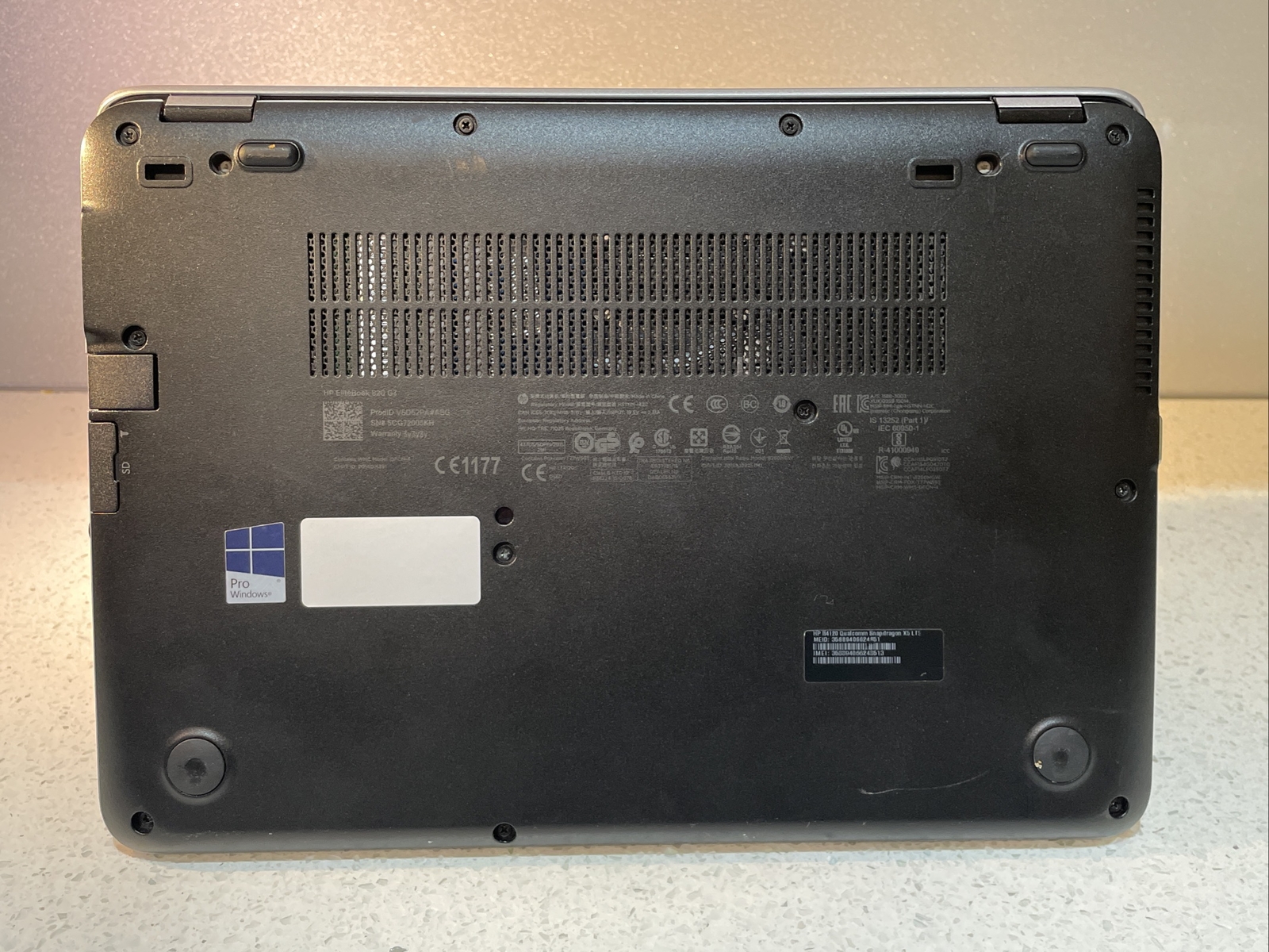 HP Elitebook 820 G3 12.5″ Intel i7-6600U @2.81 4GB RAM 128GB SSD Win10 Pro