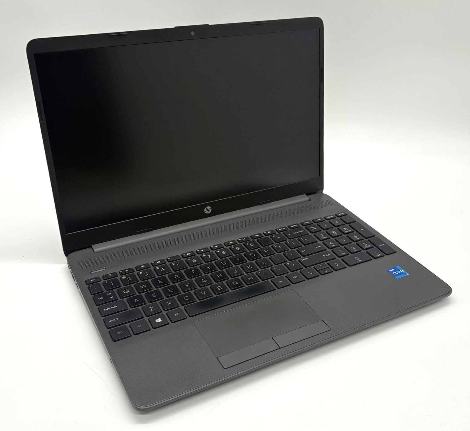 HP 250 G8 i5-1135G7 2.4GHz 16GB RAM 512GB M.2 Flaws (Cracks/hinge) W11