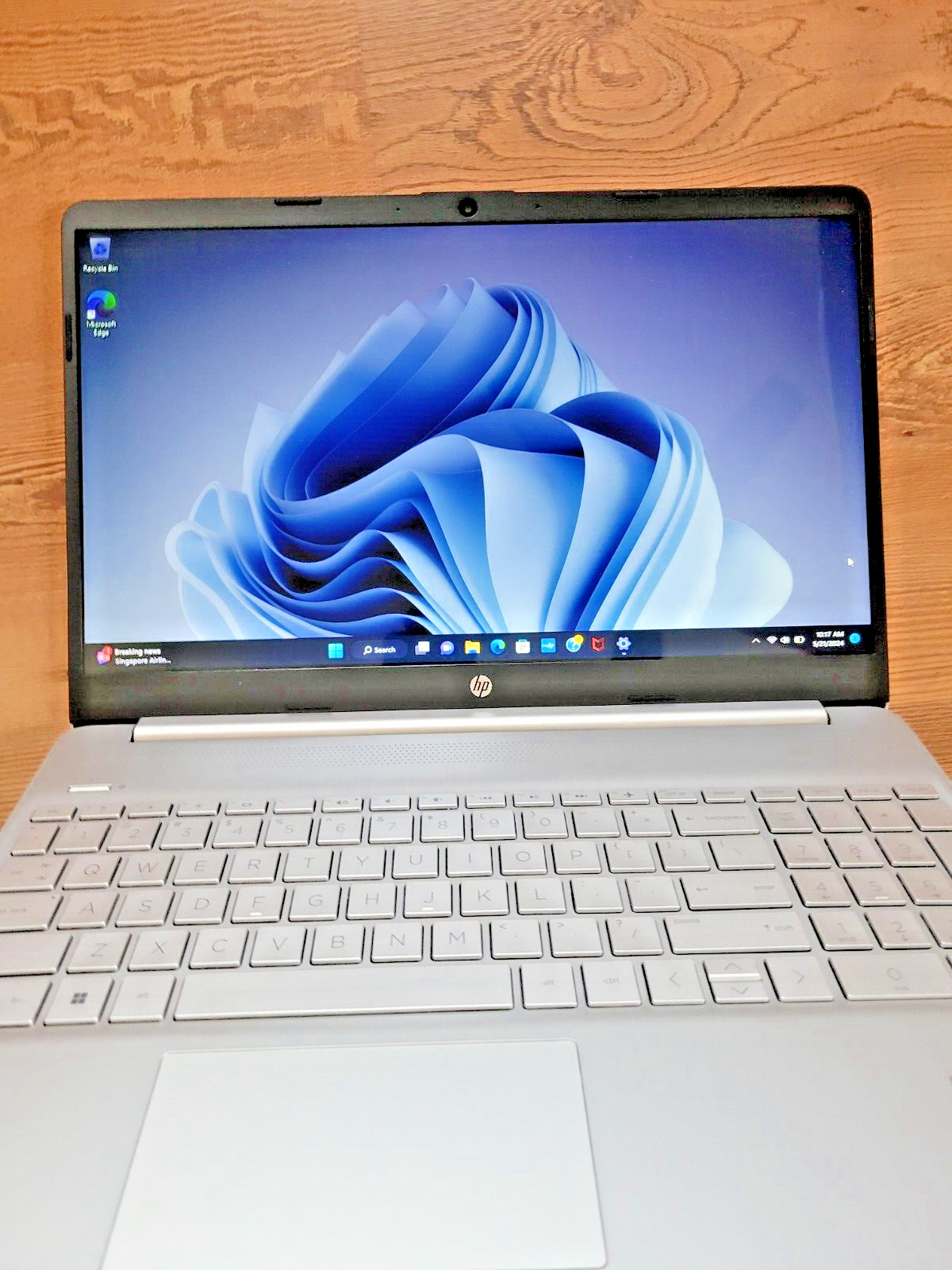 HP laptop 15-dy0025tg in silver-used