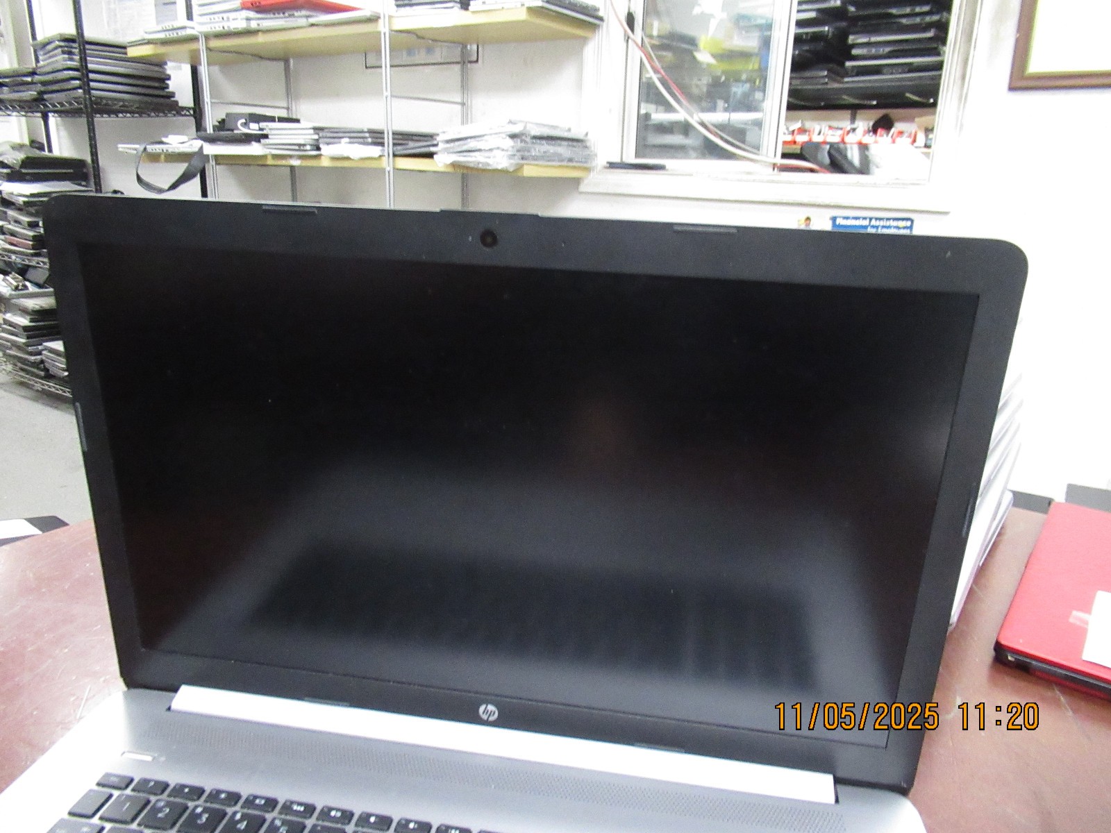 HP 470 G7 NoteBook i7-10510U 1.80GHz 16GB 240GB M2SSD Radeon R7 Laptop +AC[NO OS