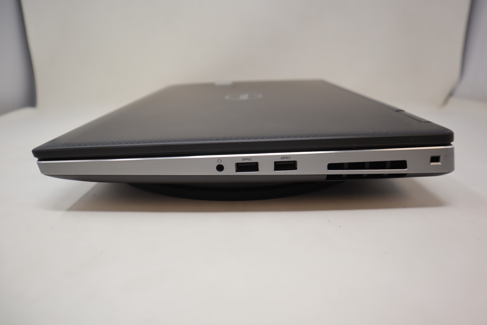Dell Precision 7540 Laptop Intel Core i9 9th Gen 32GB RAM 500GB NVMe Win 11 Pro