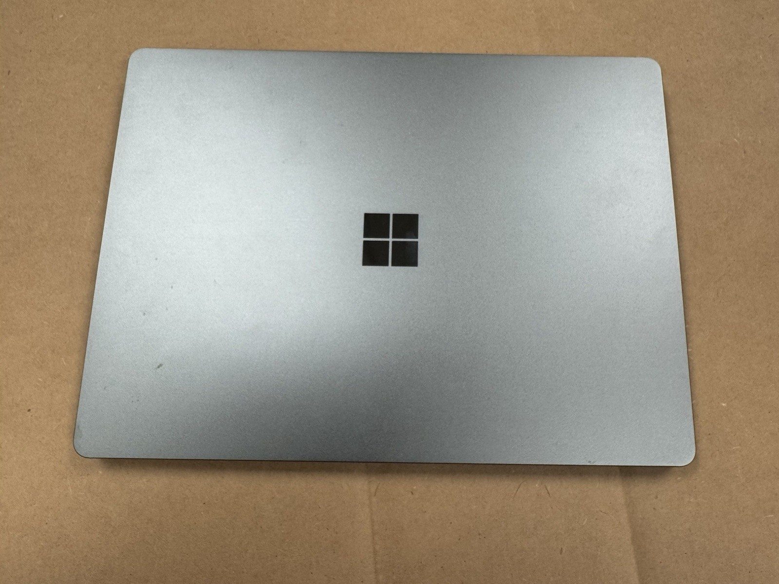 Microsoft Surface Laptop Go2 12.4″ Touch Intel Core i5 8GB 128GB SSD 8QC-00026