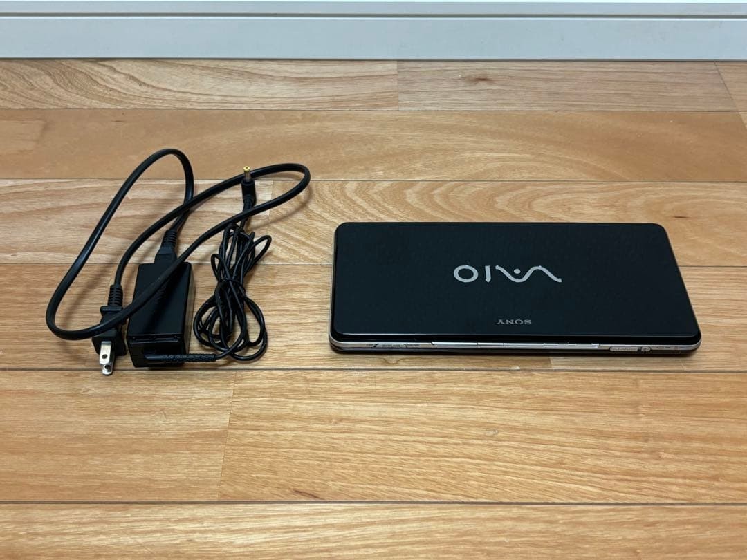 SONY VAIO Type P VGN-P90HS Atom Z530 2GB HDD 60GB USED from JAPAN