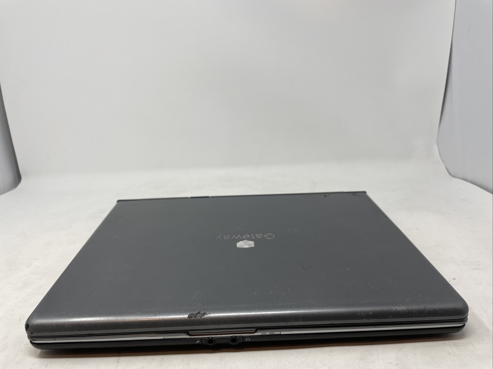 Gateway T-Series W350A 14″ Inch Laptop Computer – As Is!!