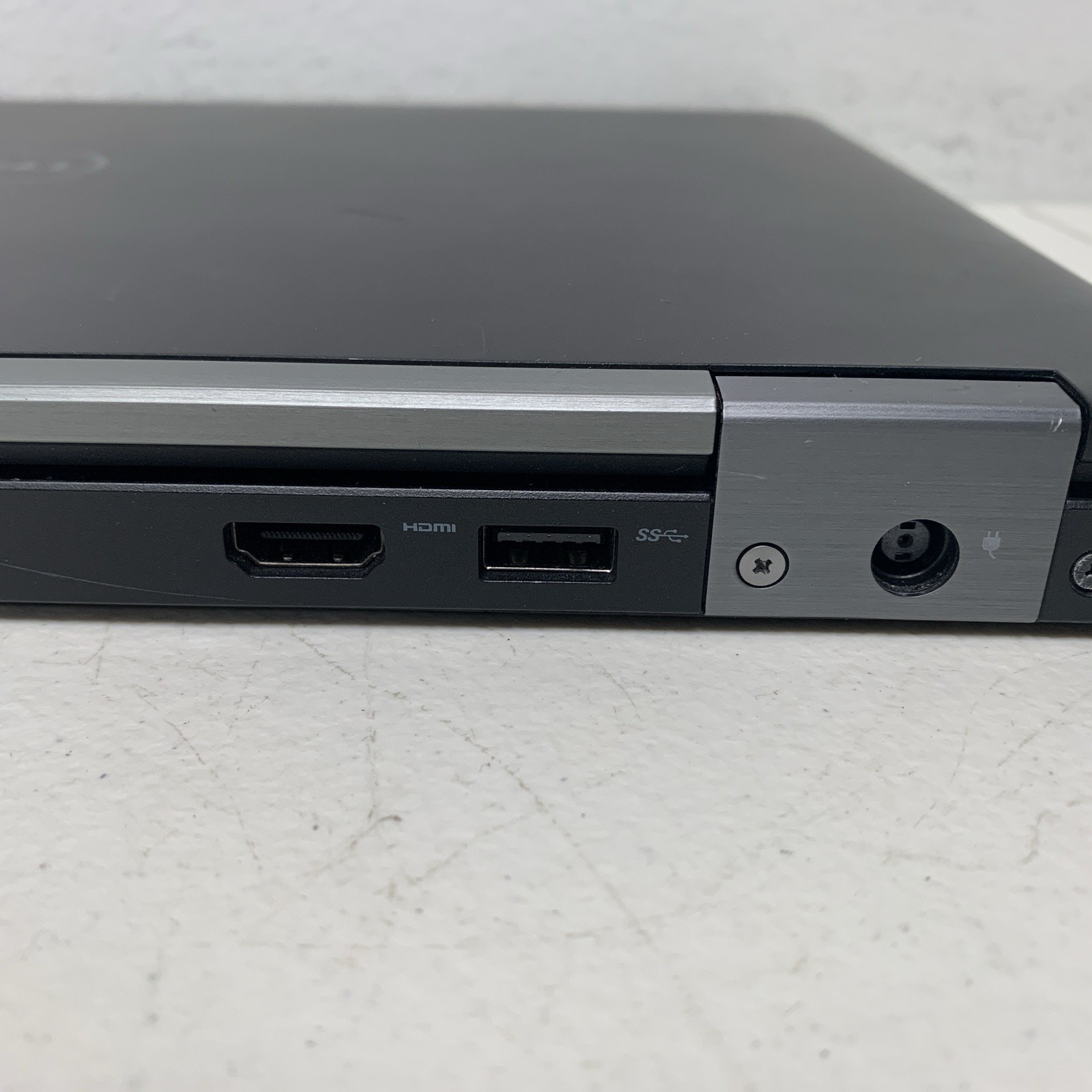 Dell Latitude E5470 14″ i5-6200U 2.30Gz 4GB Ram 256GB SSD Win11
