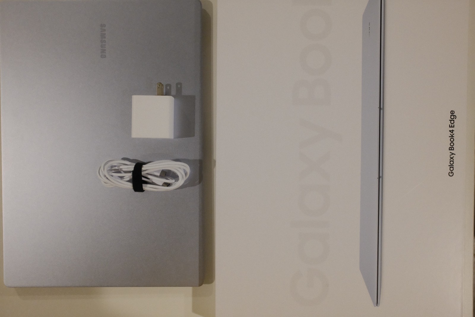Samsung Galaxy Book4 Edge 16″ 3K OLED Touch Screen Snapdragon X Elite 16GB 512GB