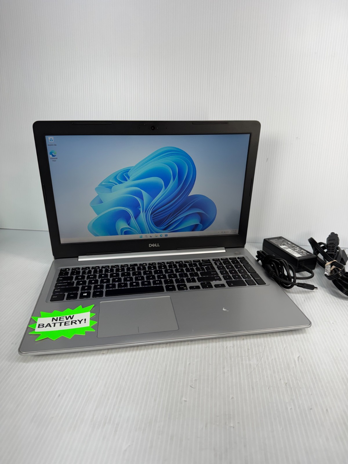 Dell Inspiron 5570 i5-8250U 15.6″ Windows 11 Laptop 256GB SSD 16GB *SEE PICS