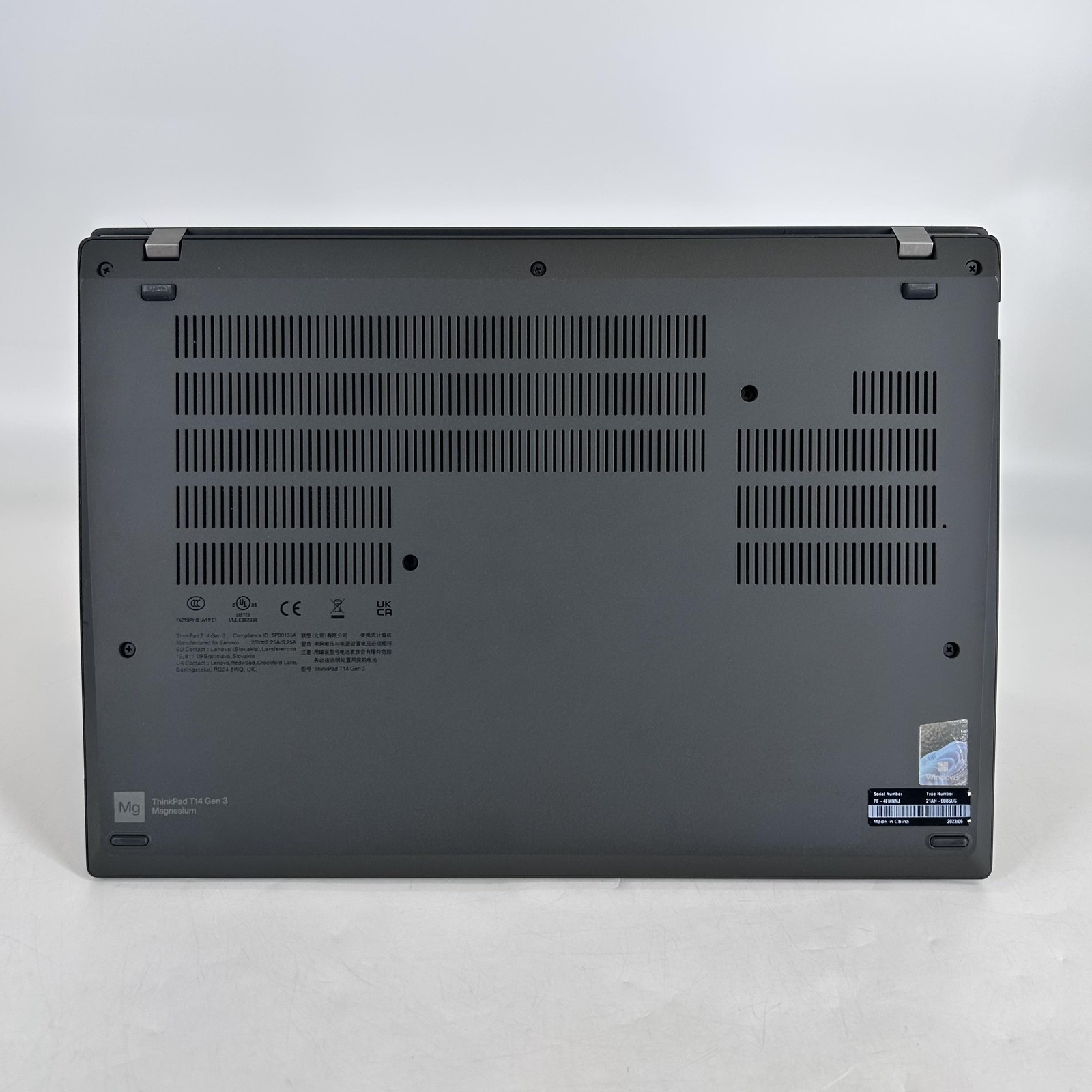 Lenovo ThinkPad T14 Gen 3 Black FHD+ 2.1 GHz i7-1260P 16GB 512GB SSD Good