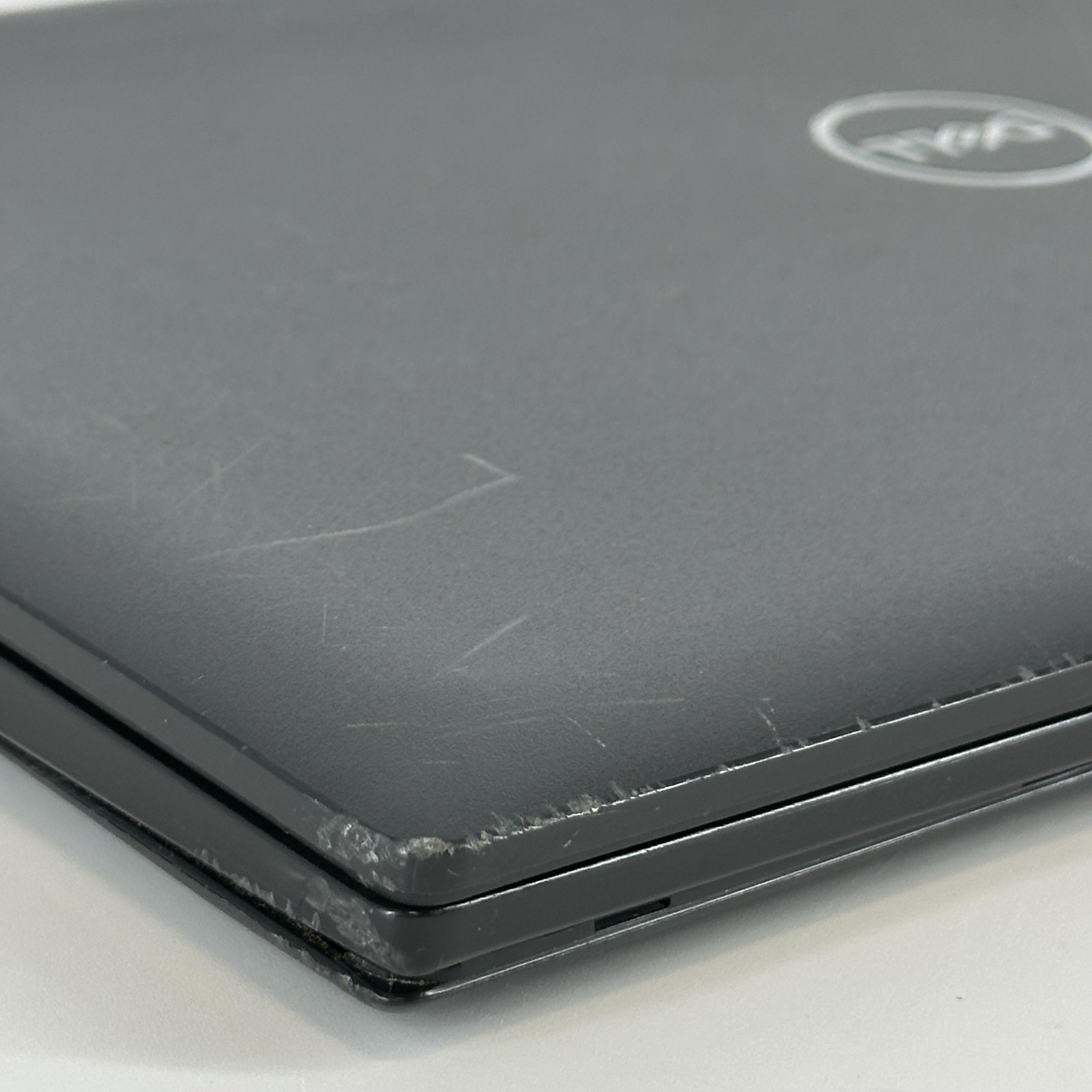 Dell Latitude 3420 14 Gray FHD i7-1165G7 2.80GHz 16GB 512GB SSD Fair