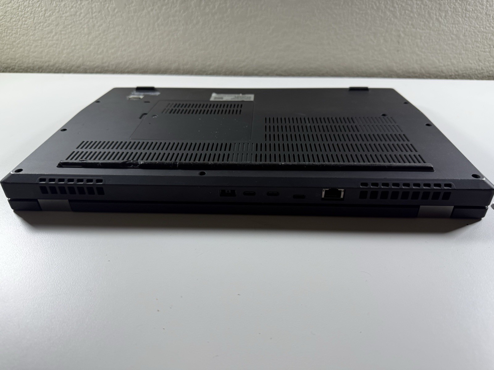 LENOVO THINKPAD P15 GEN 1 | CORE I7-10850H 256GB 16GB RAM WIN 11 NVIDIA T2000