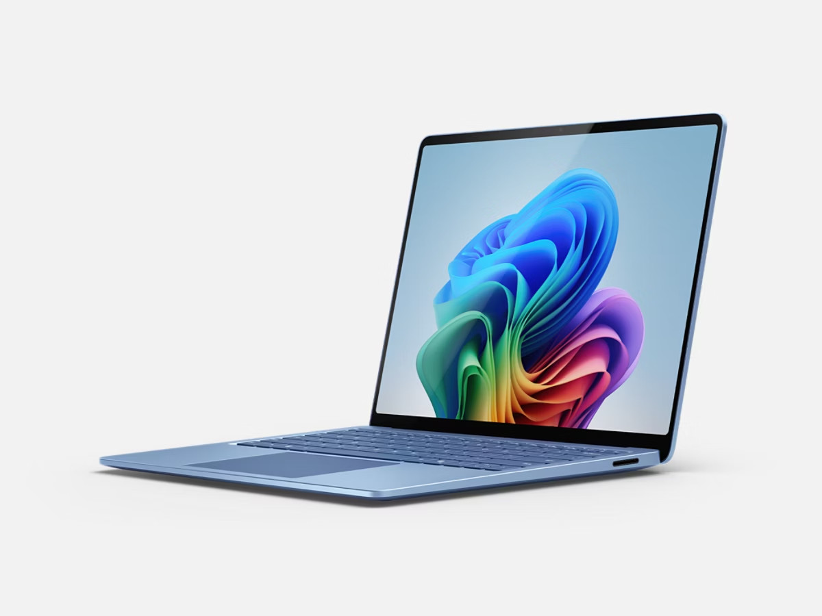 Microsoft Surface Laptop Copilot+ – 13.8″ – Snapdragon X Elite 16GB 1TB SSD