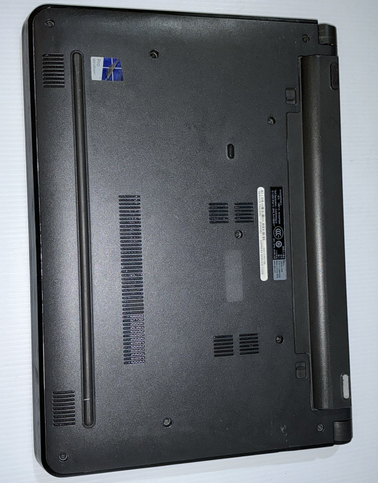 Dell Latitude 3350 Laptop i3-5005U 2.0GHz 4GB 128GB SSD Windows 11