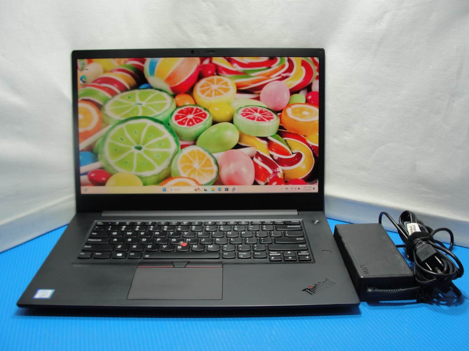 Lenovo ThinkPad P1 Gen 2 15.6”FHD i7-9750H 2.6GHz 16GB 512GB SSD NV Quadro T1000