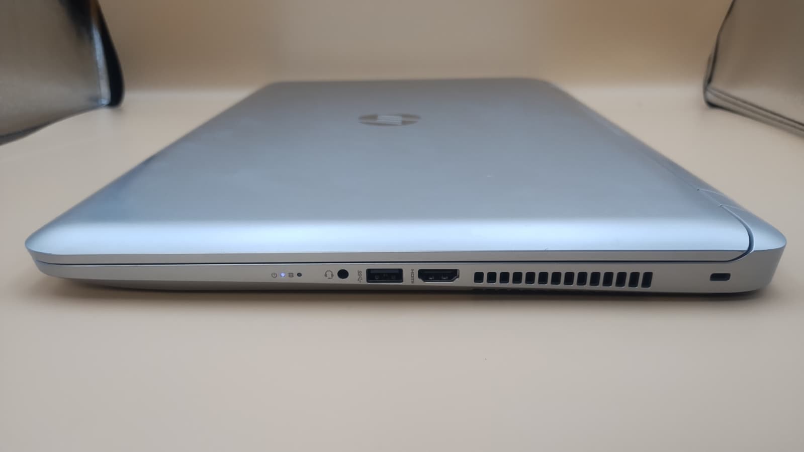 HP Pavilion 17 i7-6500U 12GB RAM 1TB HDD GeForce 940M 17.3″ Win11 Home DVD