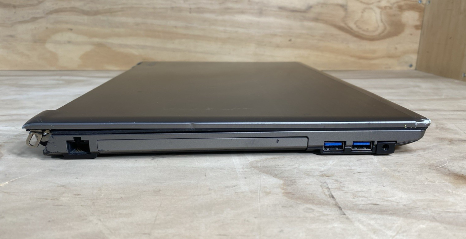 Toshiba Tecra Z50-C Laptop i7-6600U 2.3GHz 16GB RAM/ For Parts