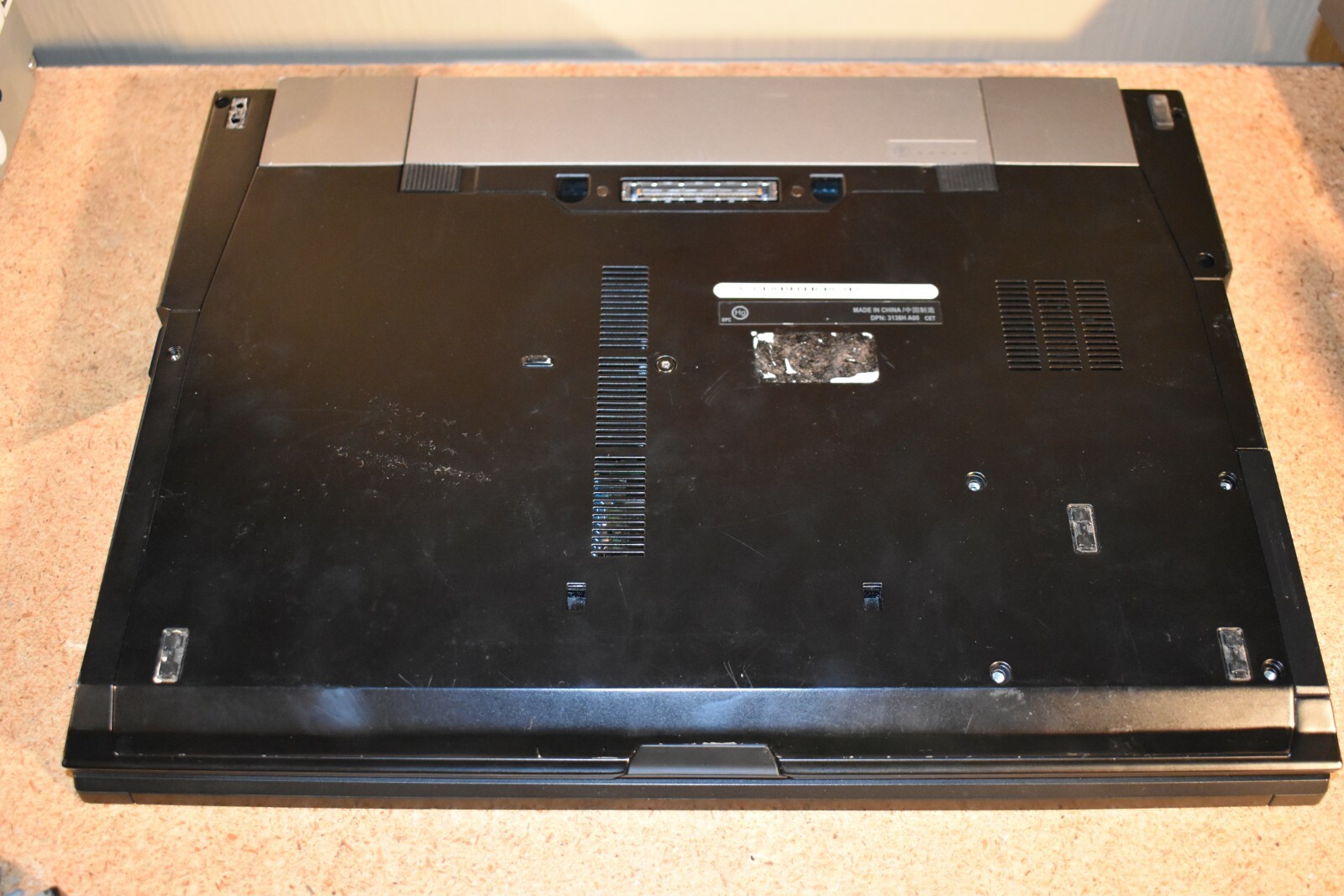 Dell Latitude E6500 P8600 2.4GHz 4GB RAM 320GB HDD WUXGA 1920×1200 Windows XP