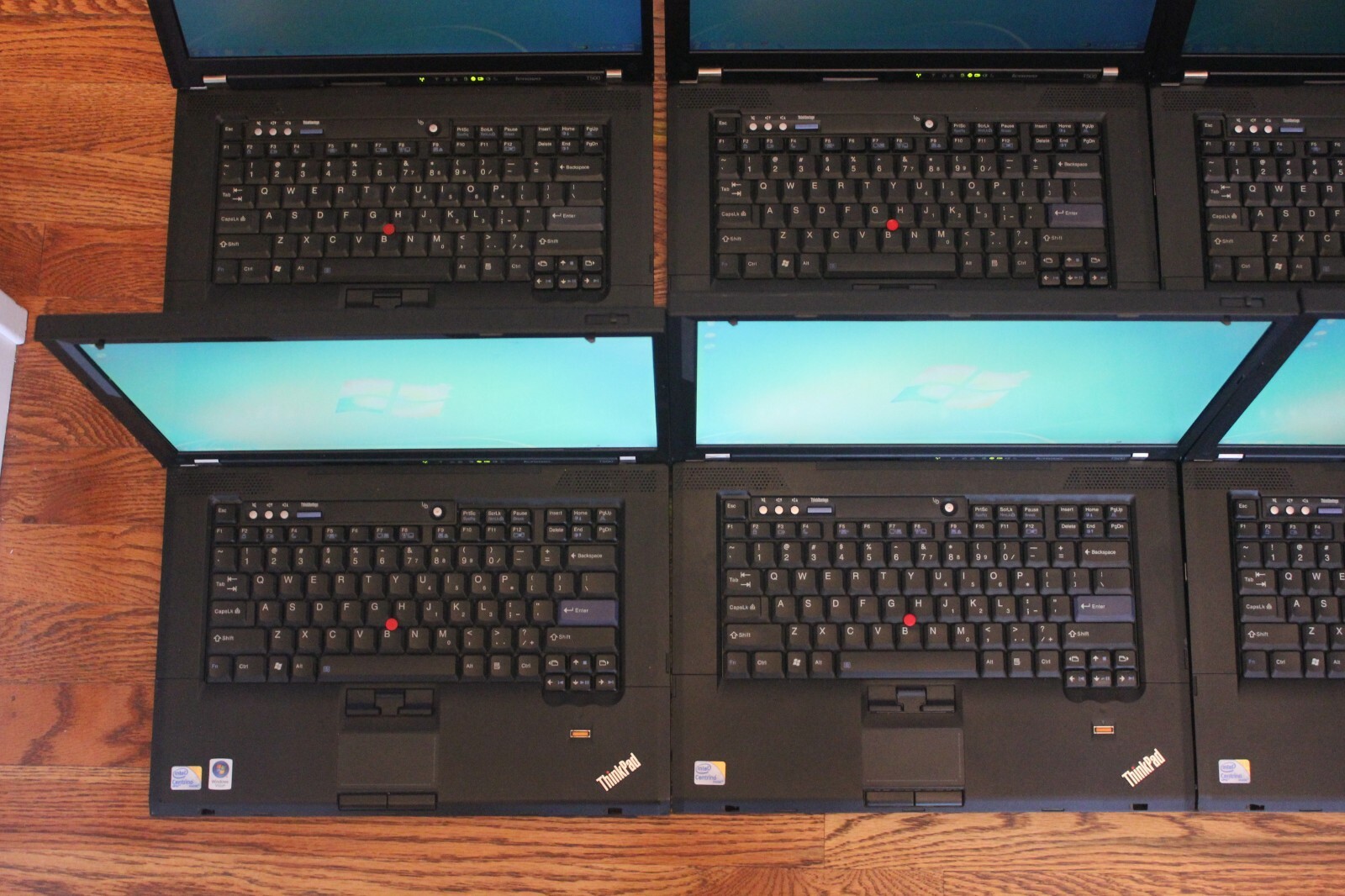 ThinkPad T500 4 GB/320 GB HDD/15″ screen/ Windows XP Pro. Ready to Use