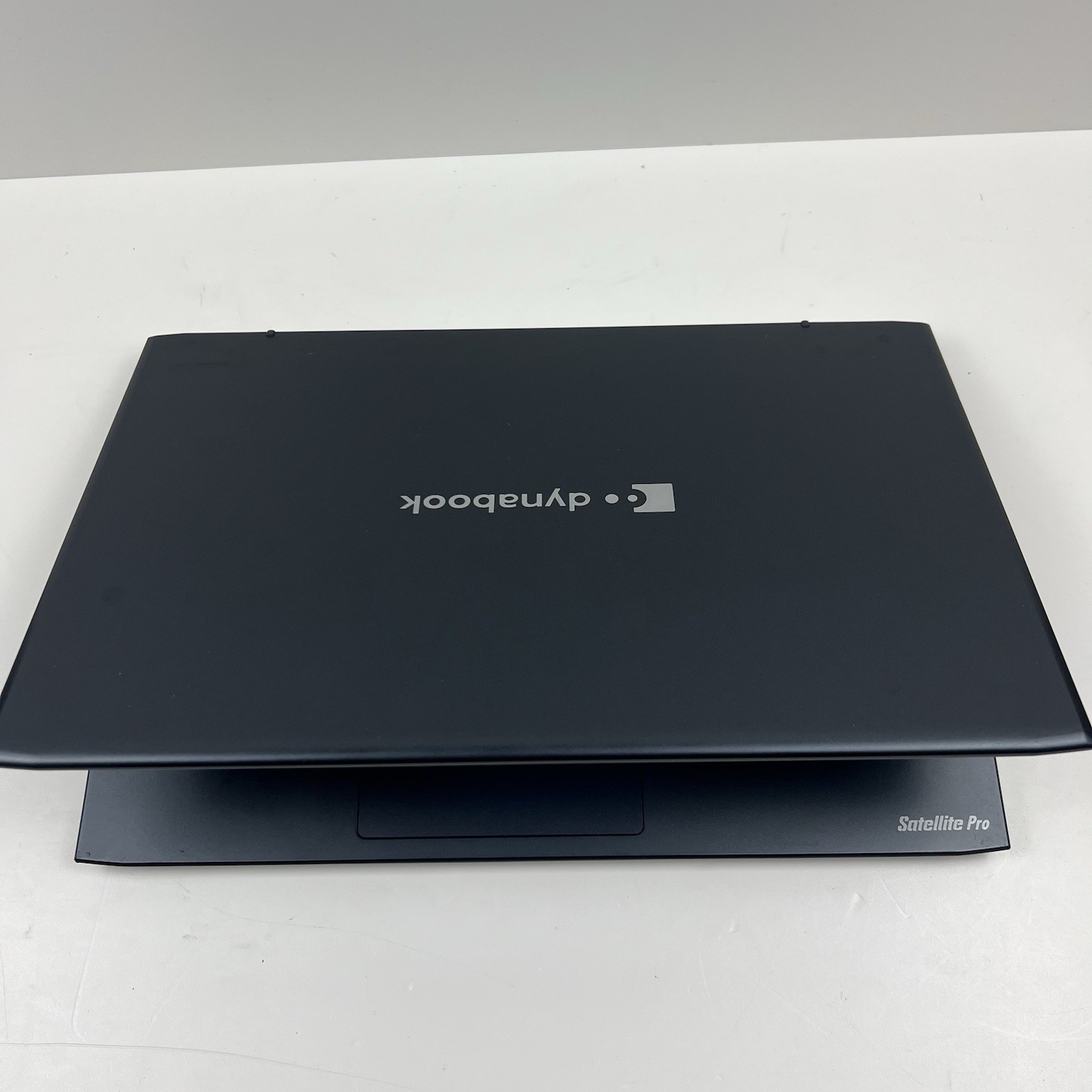 Dynabook Satellite Pro C40-K 14″ Intel Core i3-1215U 8GB Ram 256GB SSD Win 11