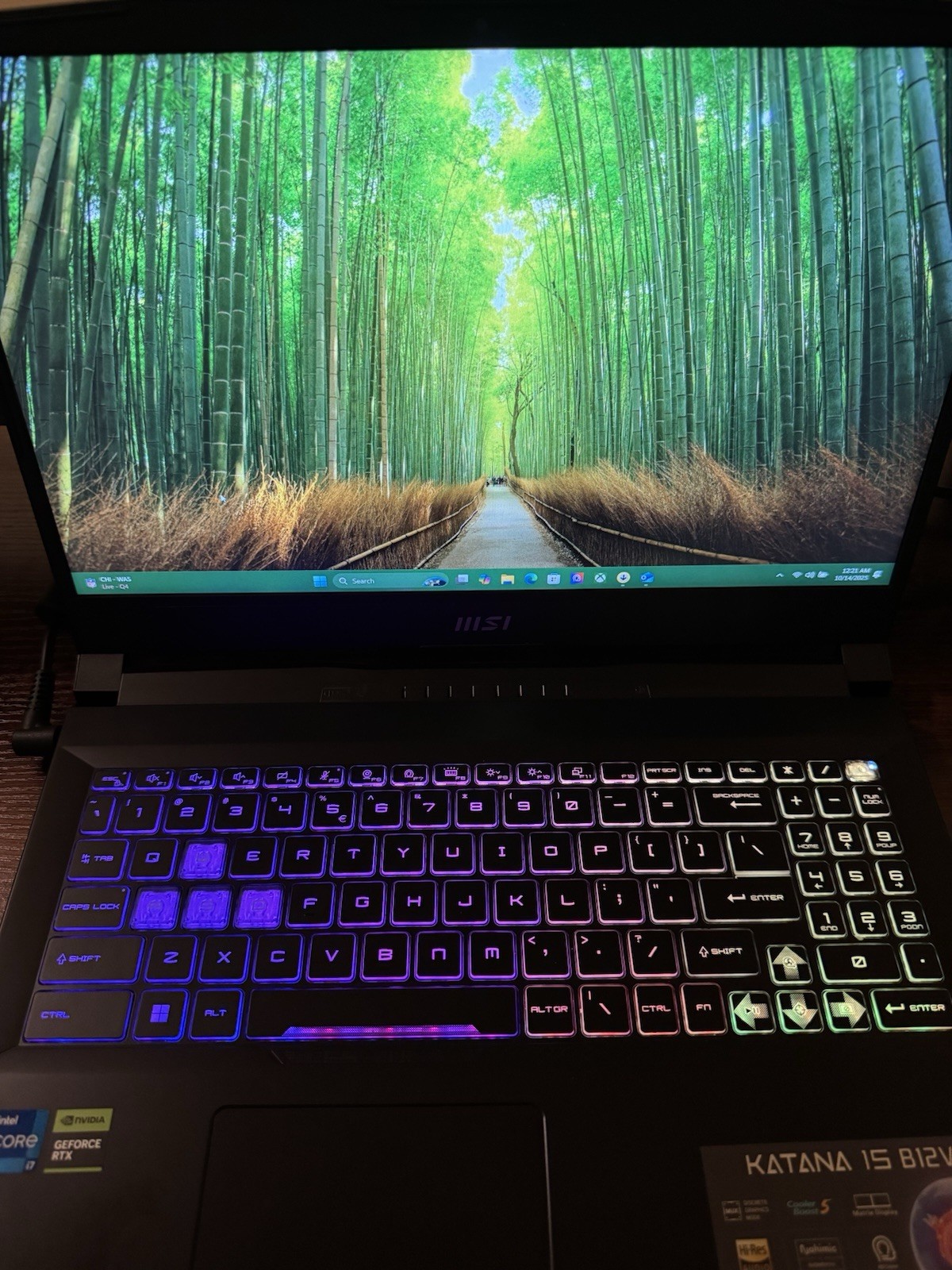 MSI Katana 15 B12V Laptop 15.6″ I7 2.3GHz, 16GB RAM, 934 SSD, GeForce RTX 4060