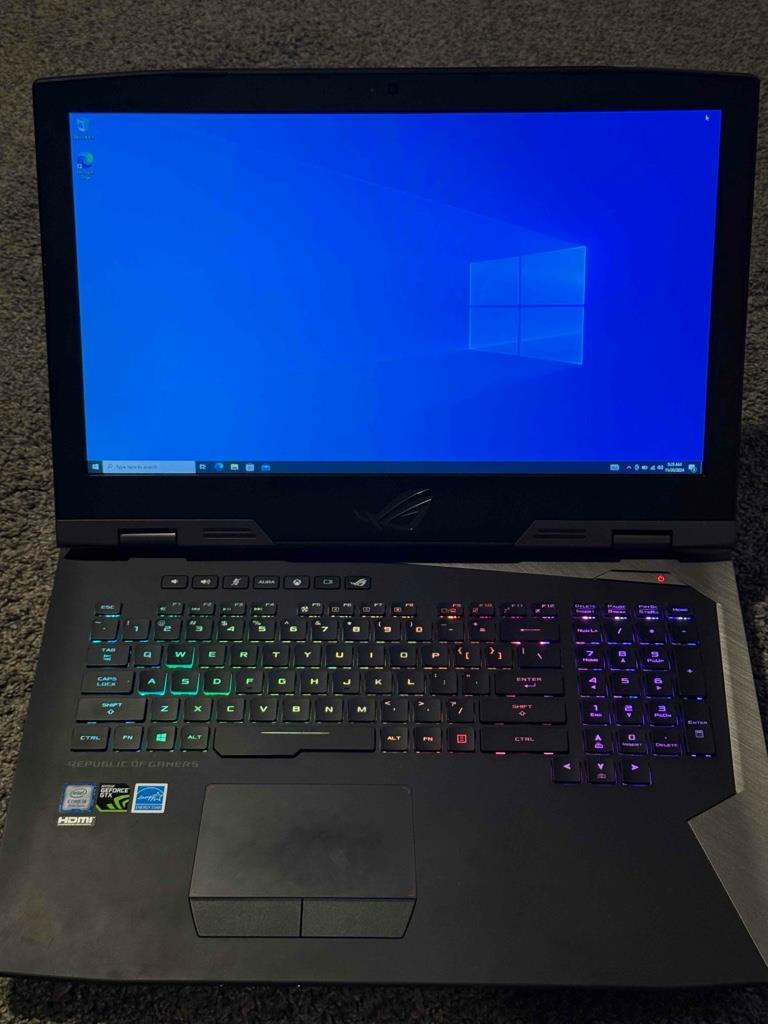 —ASUS ROG G703GI i9-8950HK 2.9ghz 32GB RAM GTX 1080 8GB VRAM 512GB SSD 2TB HDD