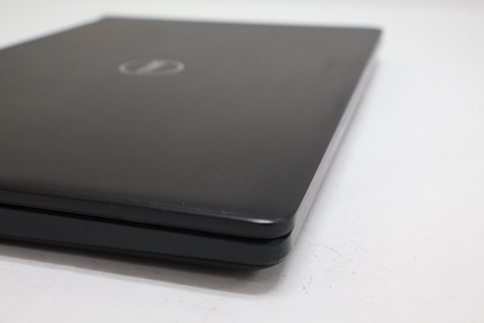 Dell Latitude 5480 i7-7820HQ 8GB Ram 500GB HDD Laptop Win 11 Pro Poor Battery