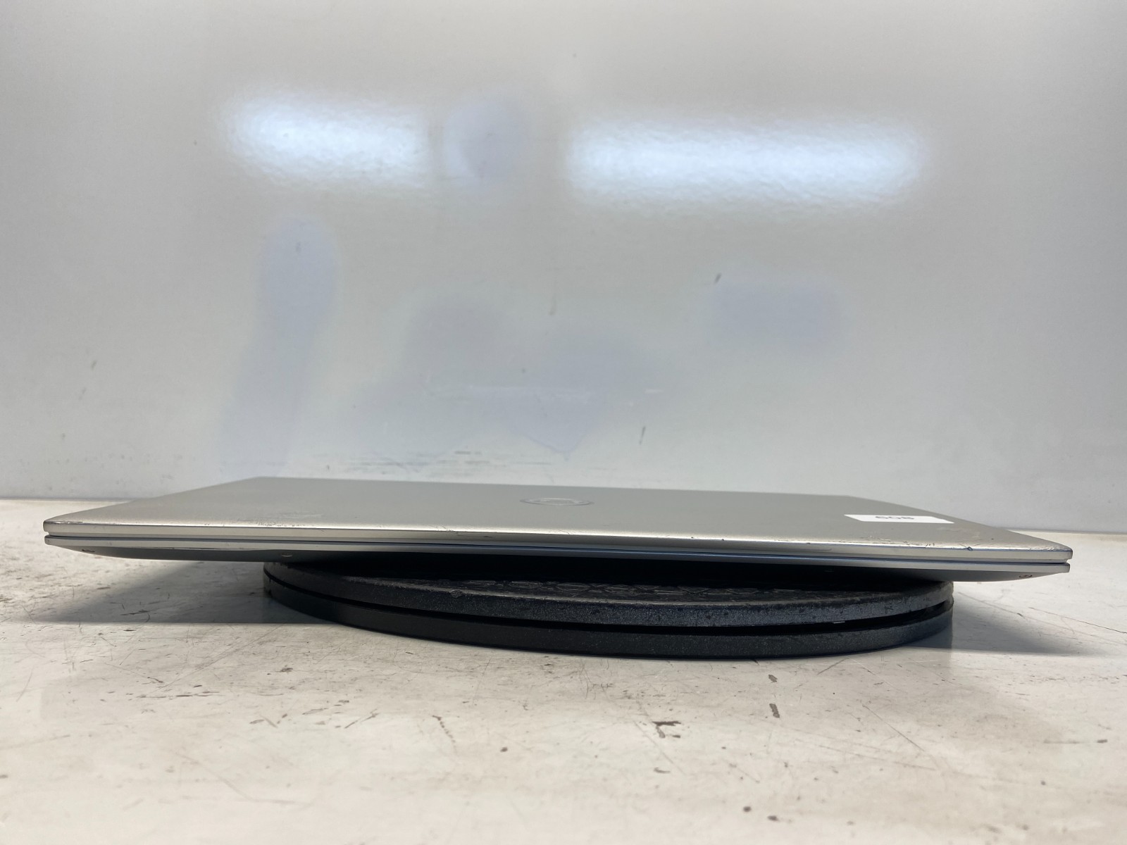 Dell Inspiron 5502 Intel i7-1165G7 2.8GHz 8 GB NO HDD