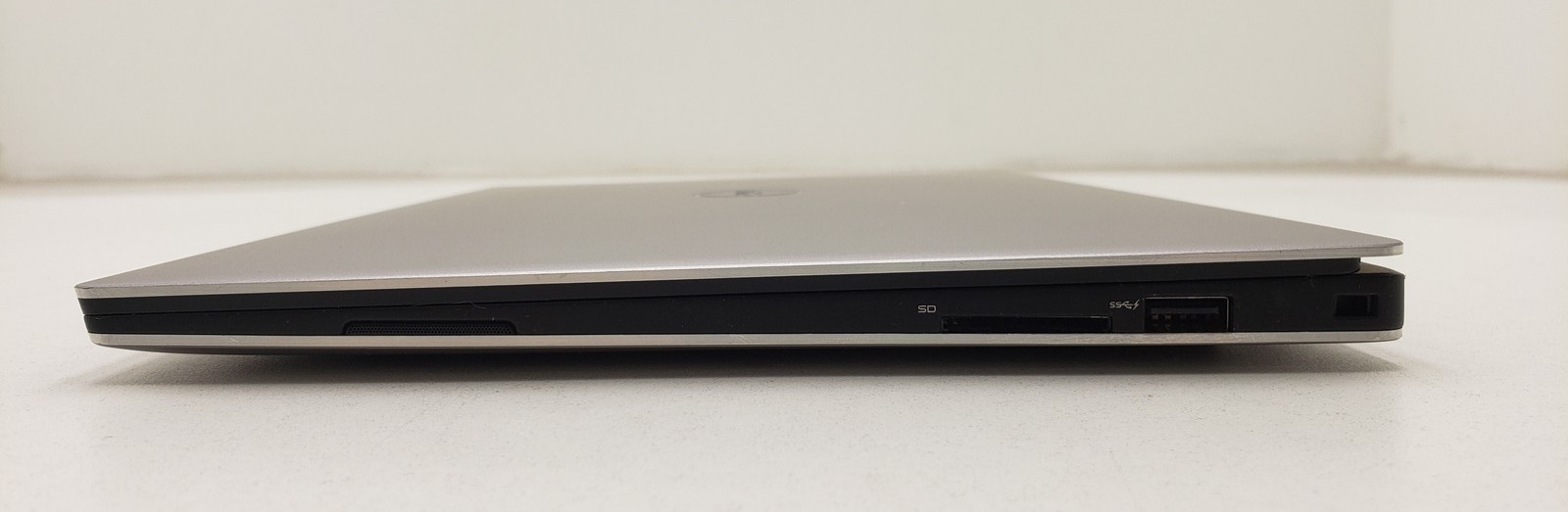 Dell XPS 13 9350 13.3″ Touch Laptop Intel i5-6200U 8GB RAM 128GB SSD Win 11 Home