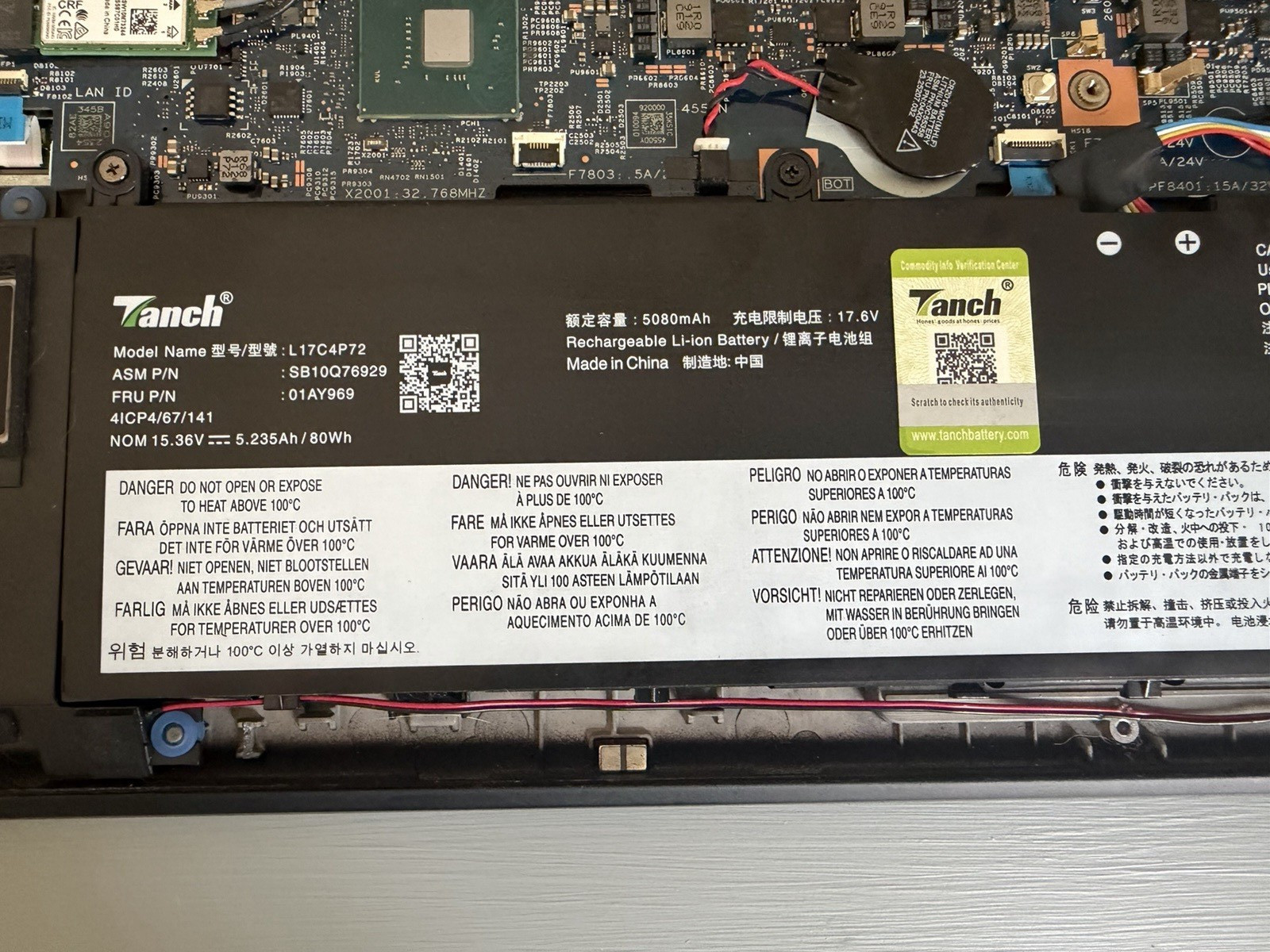 Lenovo ThinkPad P1 Gen1 15.6″ Intel i7-8750H 2.2GHz No Ram/HDD w/ Power Supply